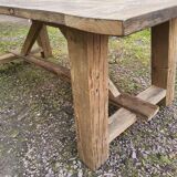 Farm table