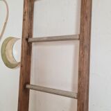 Old scale in wood and metal