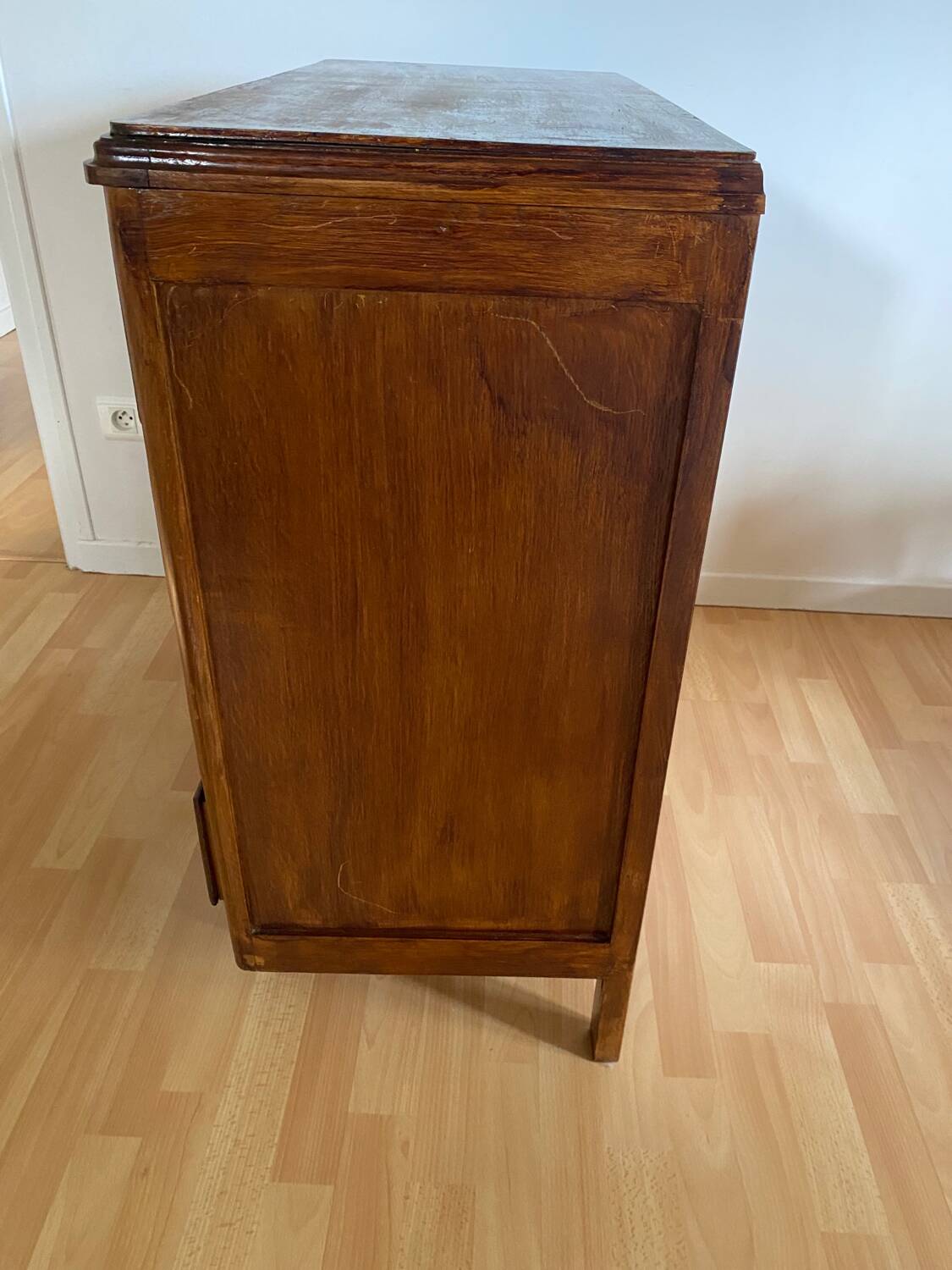 Old wooden chest of drawers