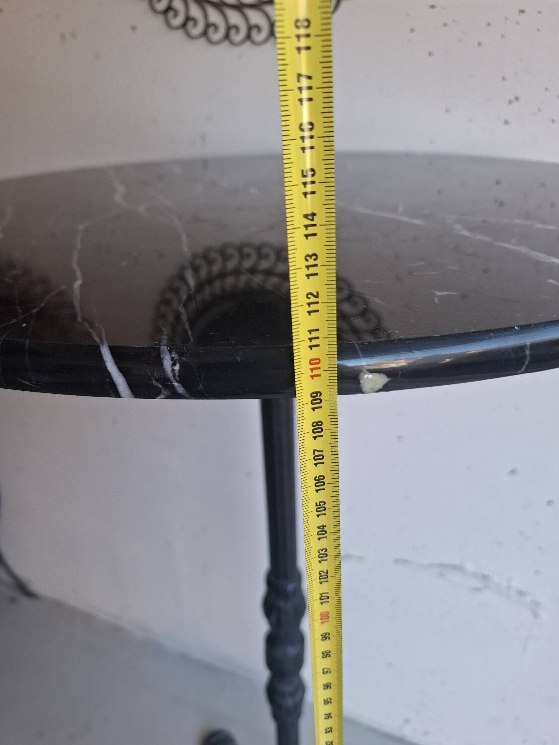 Antique bistro pedestal table in cast iron and veined black marble