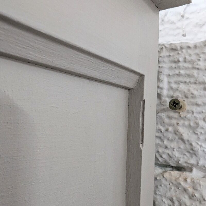 Parisian showcase cabinet