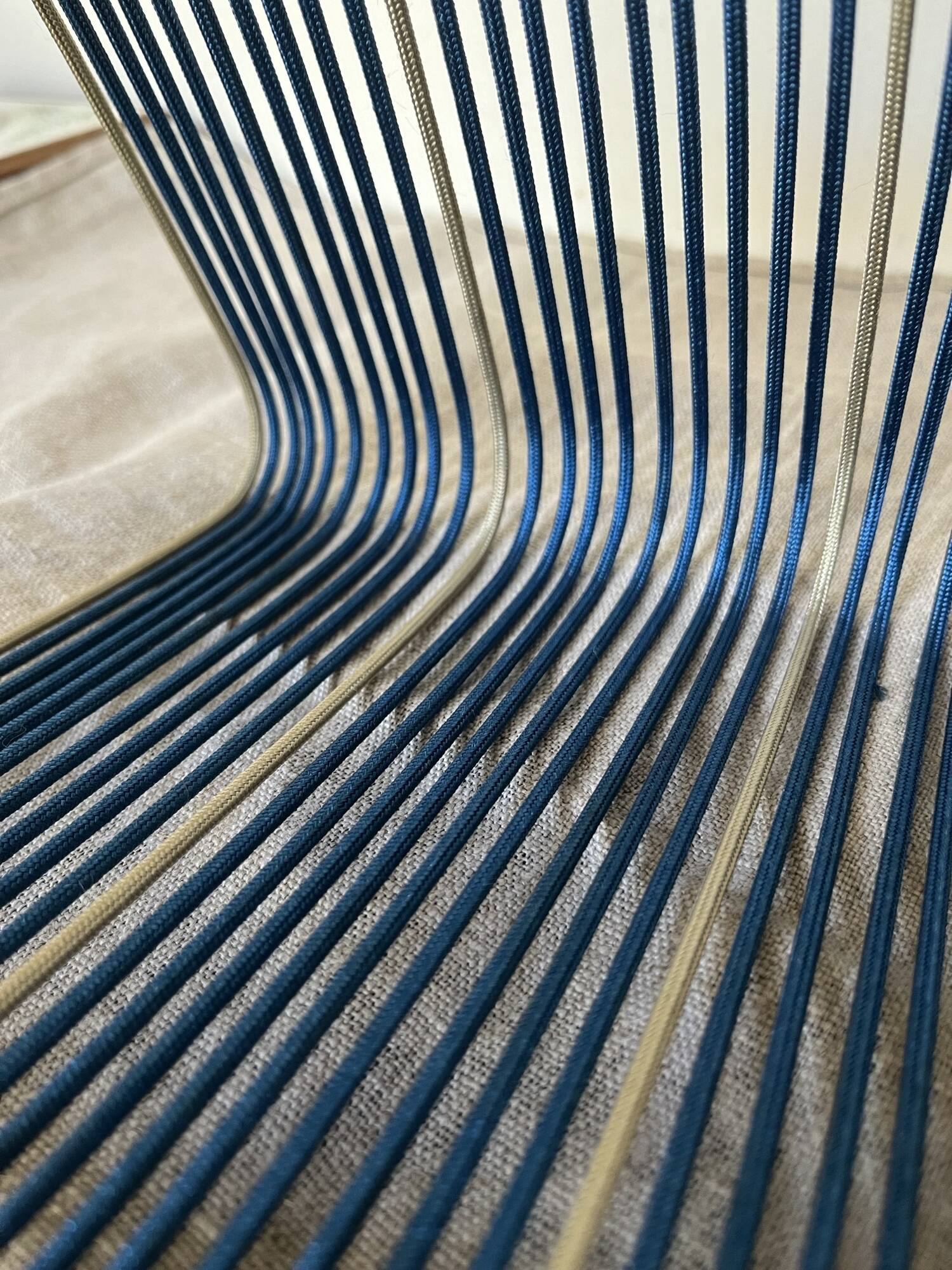 Vintage sixties record holder for 50 vinyls