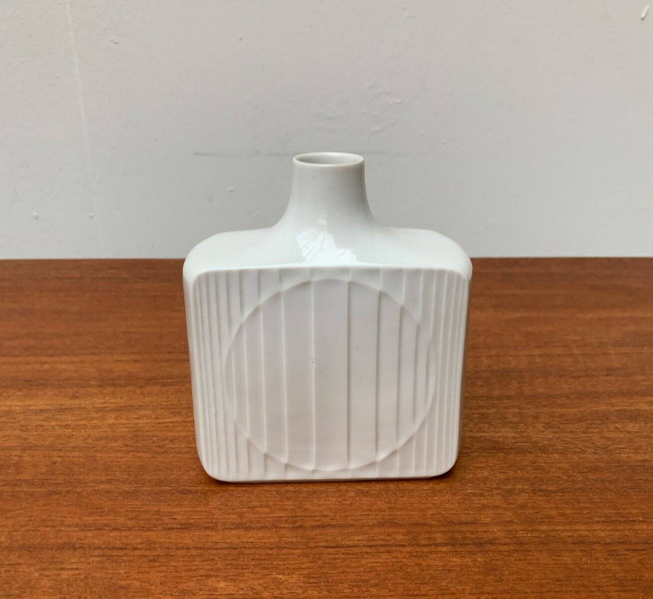 Vintage minimalist porcelain vase from Fürstenberg, Germany.