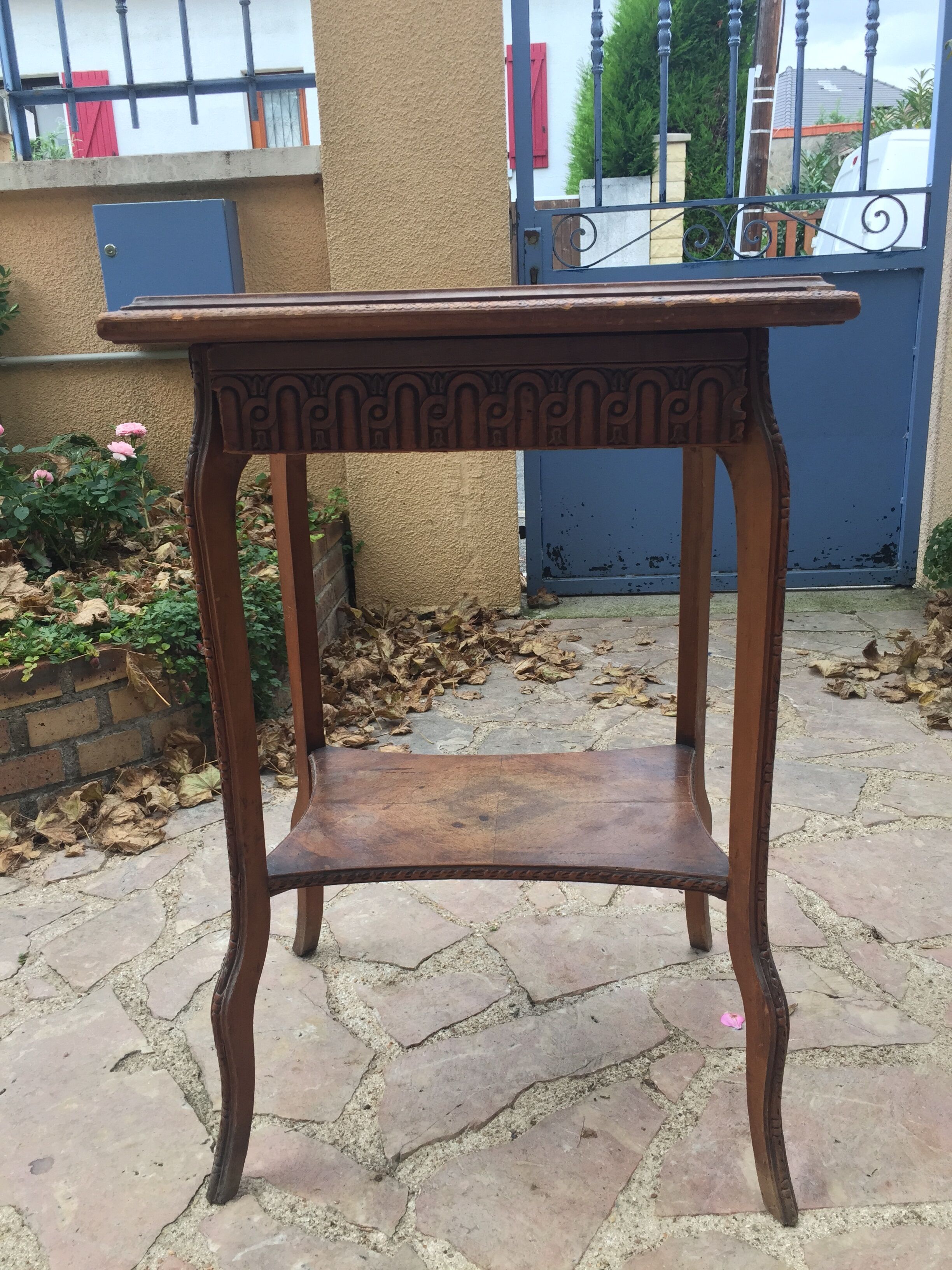 Table d'appoint ancienne
