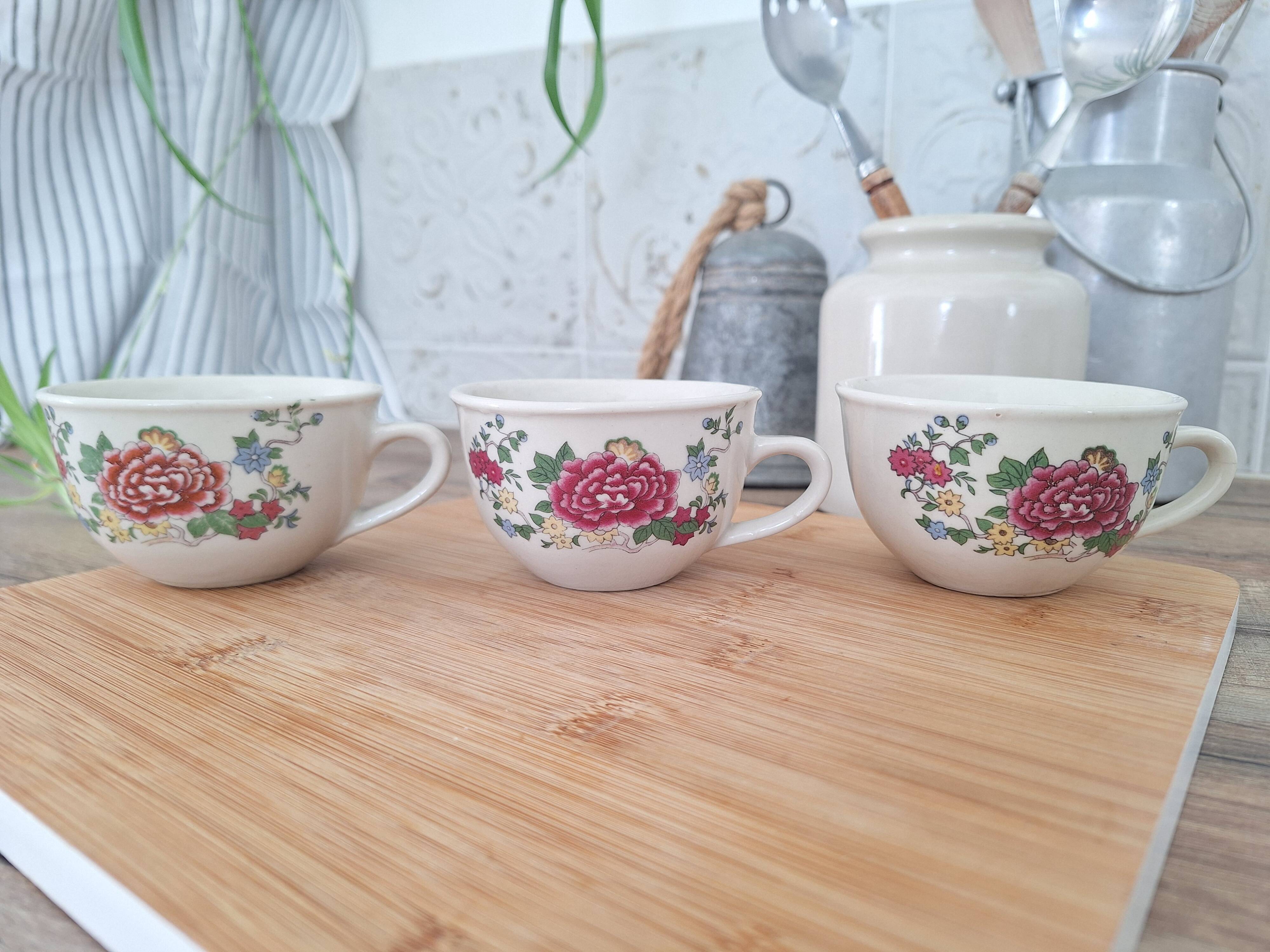 Chi Kiang Stoneware vintage flower mugs