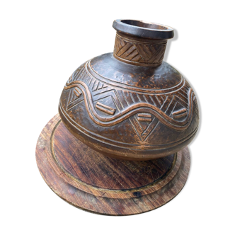 Ceramic vase