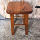 Ancien tabouret bois clair vintage