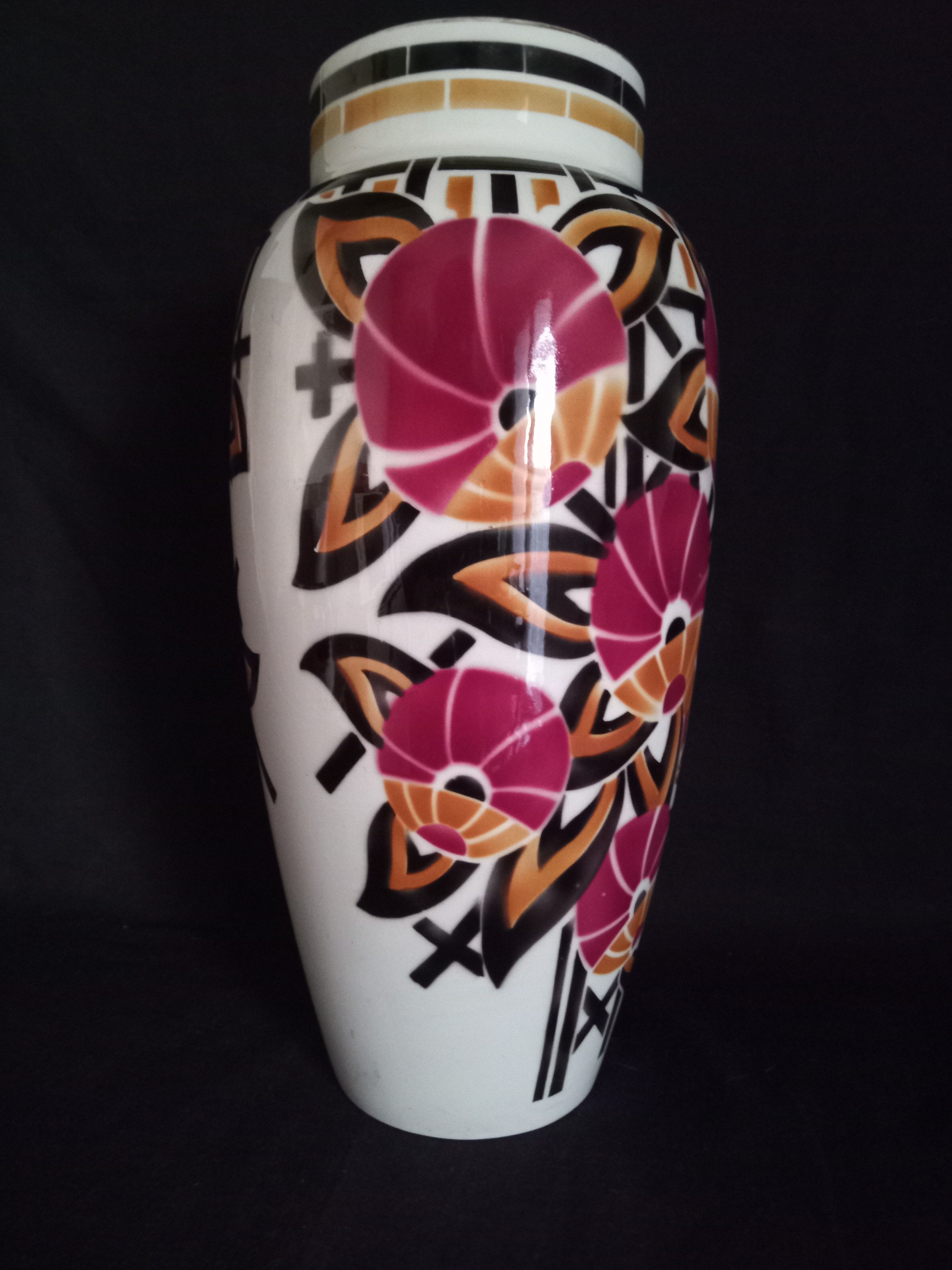 Keller & Guérin Luneville - Art Deco vase model "Pergola"