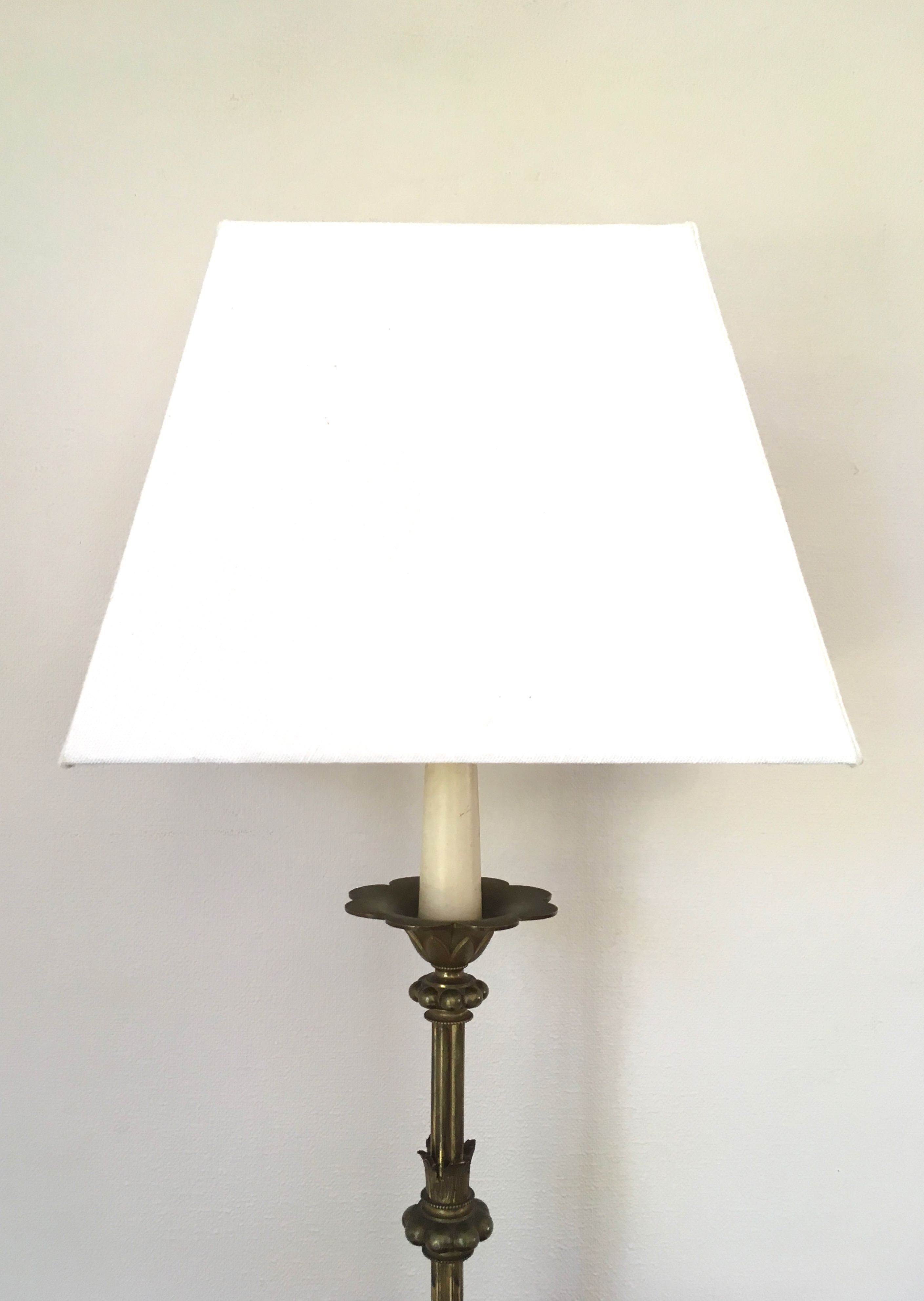 High-footed brass lamp