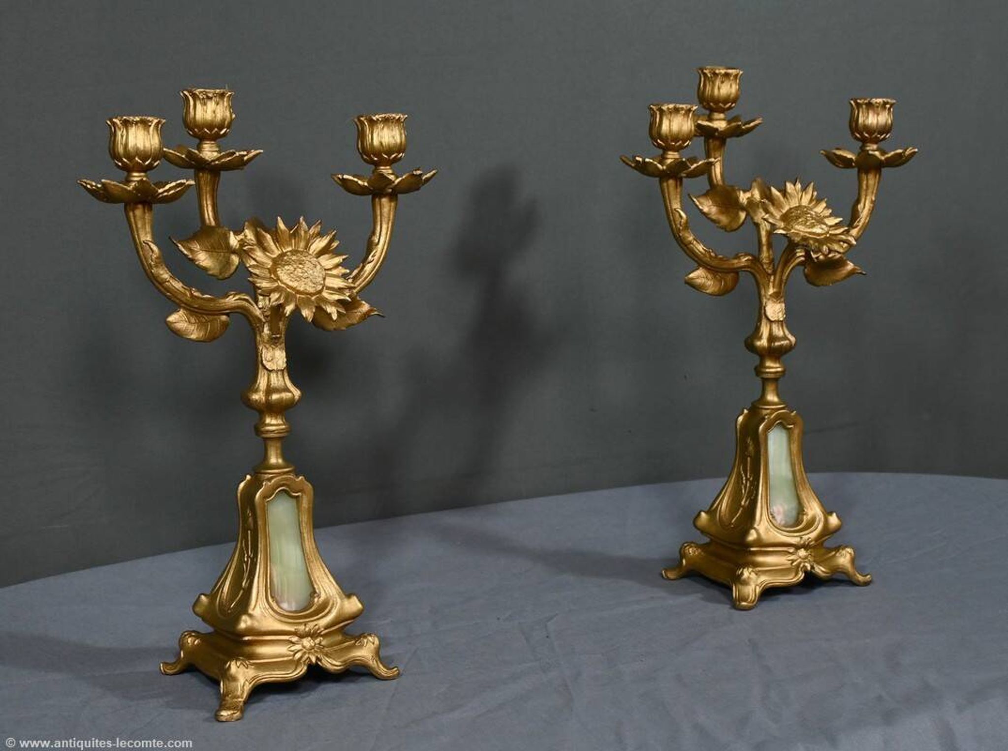 Paire de candélabres en régule doré et onyx – 1940