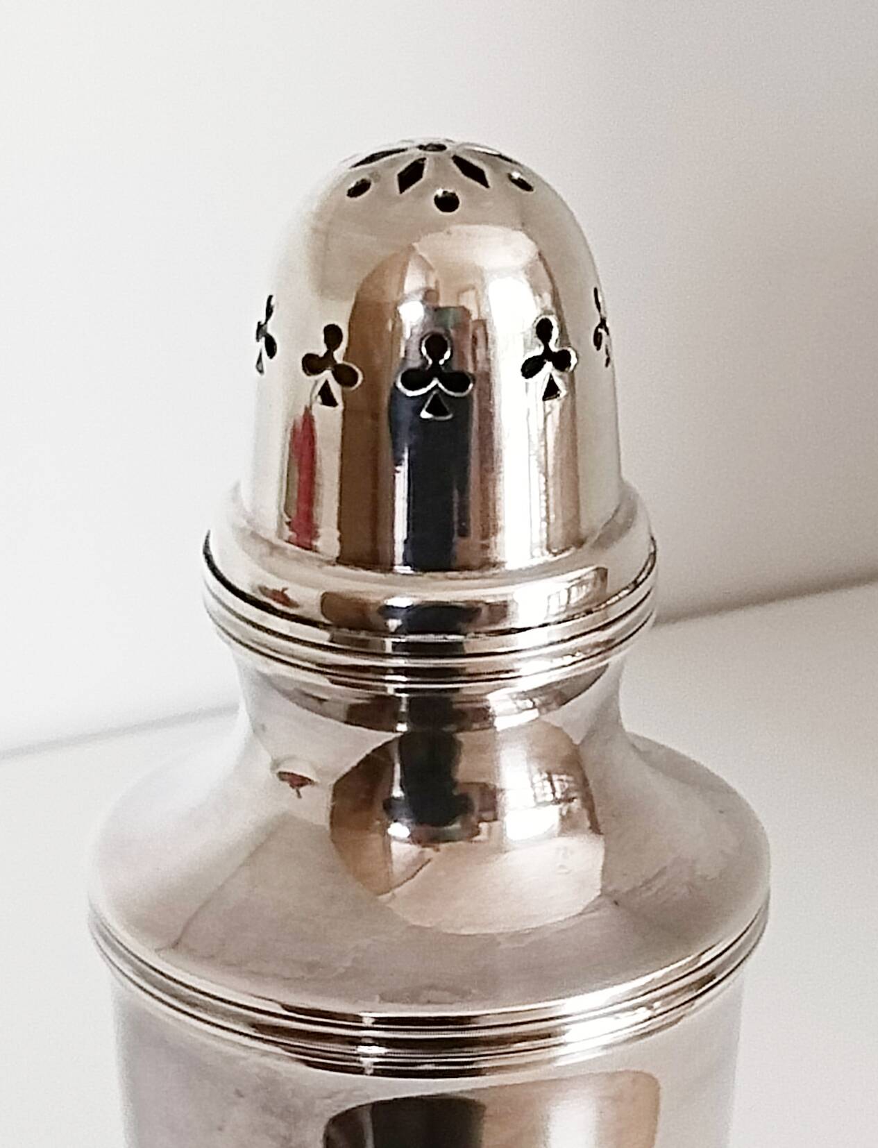 Silver-plated metal sugar shaker, sugar bowl