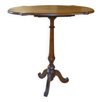Napoleon III pedestal table in solid walnut