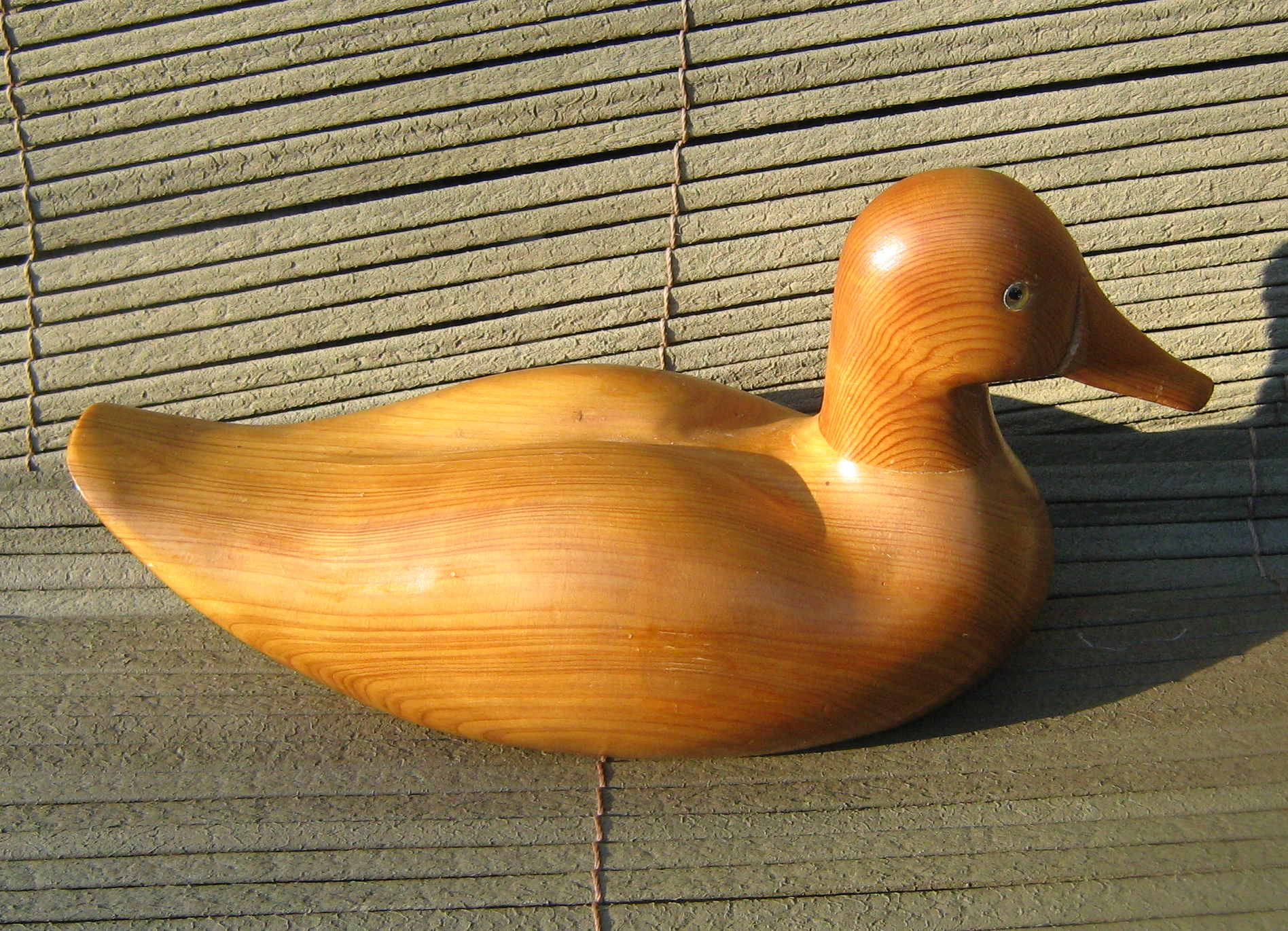 Duck deco wood