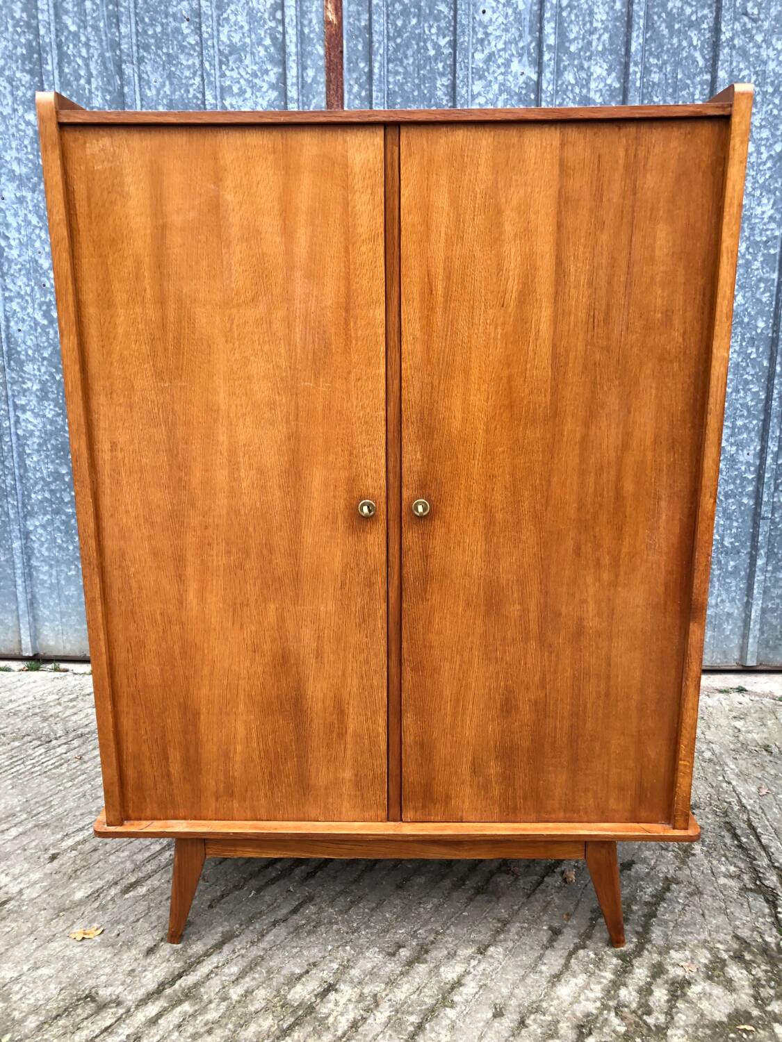 Vintage wardrobe with 2 doors and compass legs, made of oak plywood