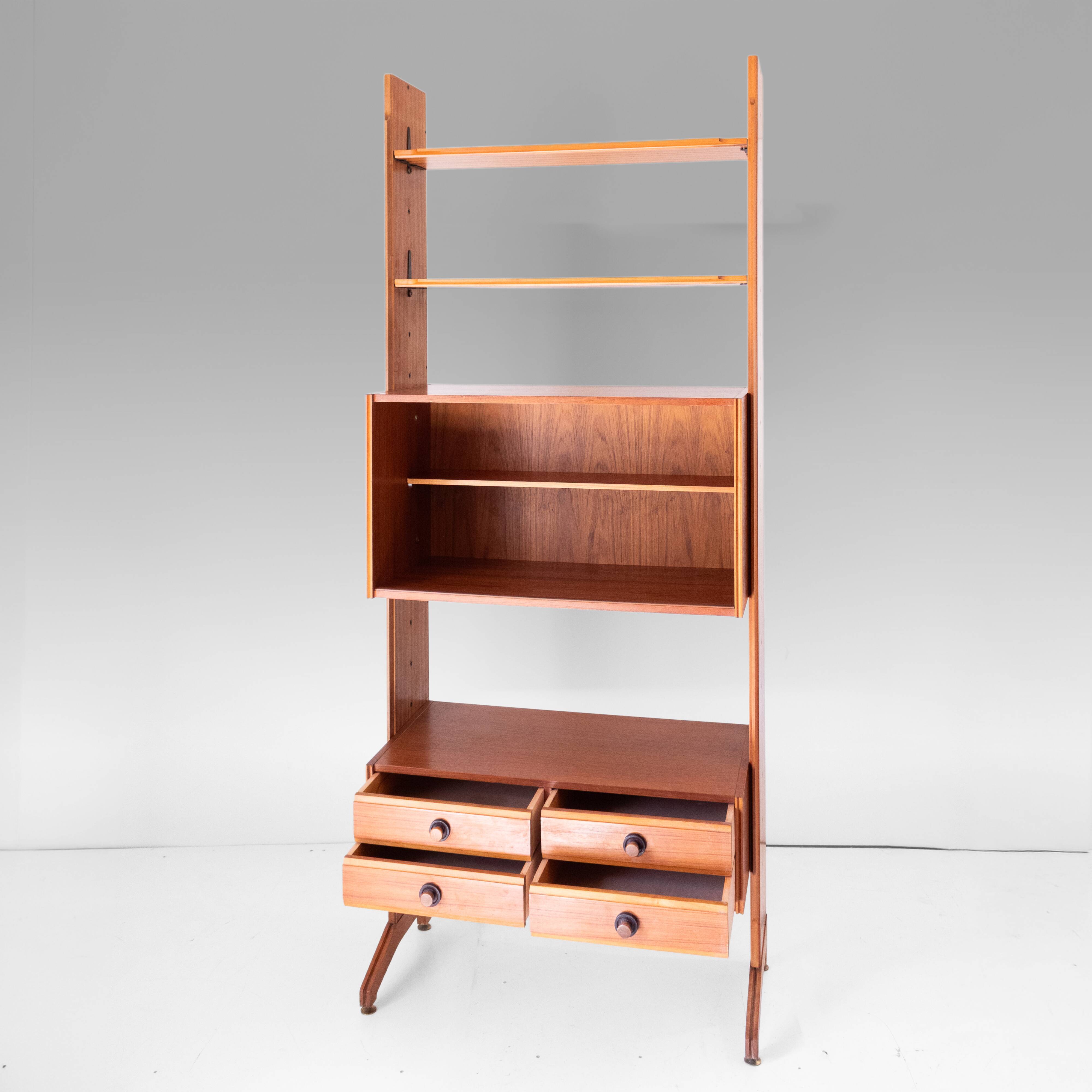 Vintage Italian Freestanding Teak Bookcase / Wall Unit in the Style of Dass