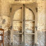 Arched windows in solid oak