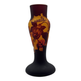 Gallé style vase in multilayer glass - Leaf decoration - Marked "TIP"