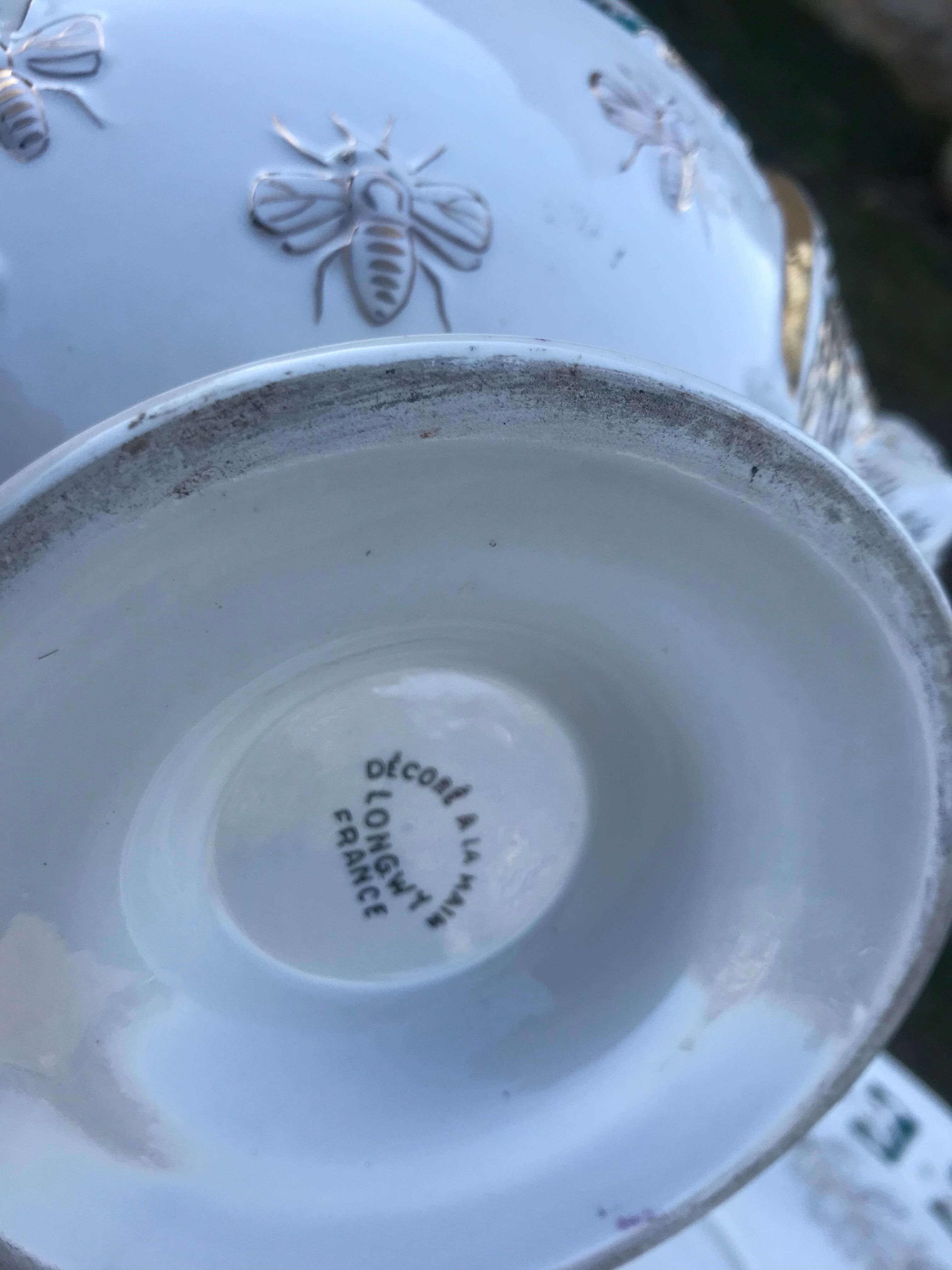 Soup bowl and serving dish empire style