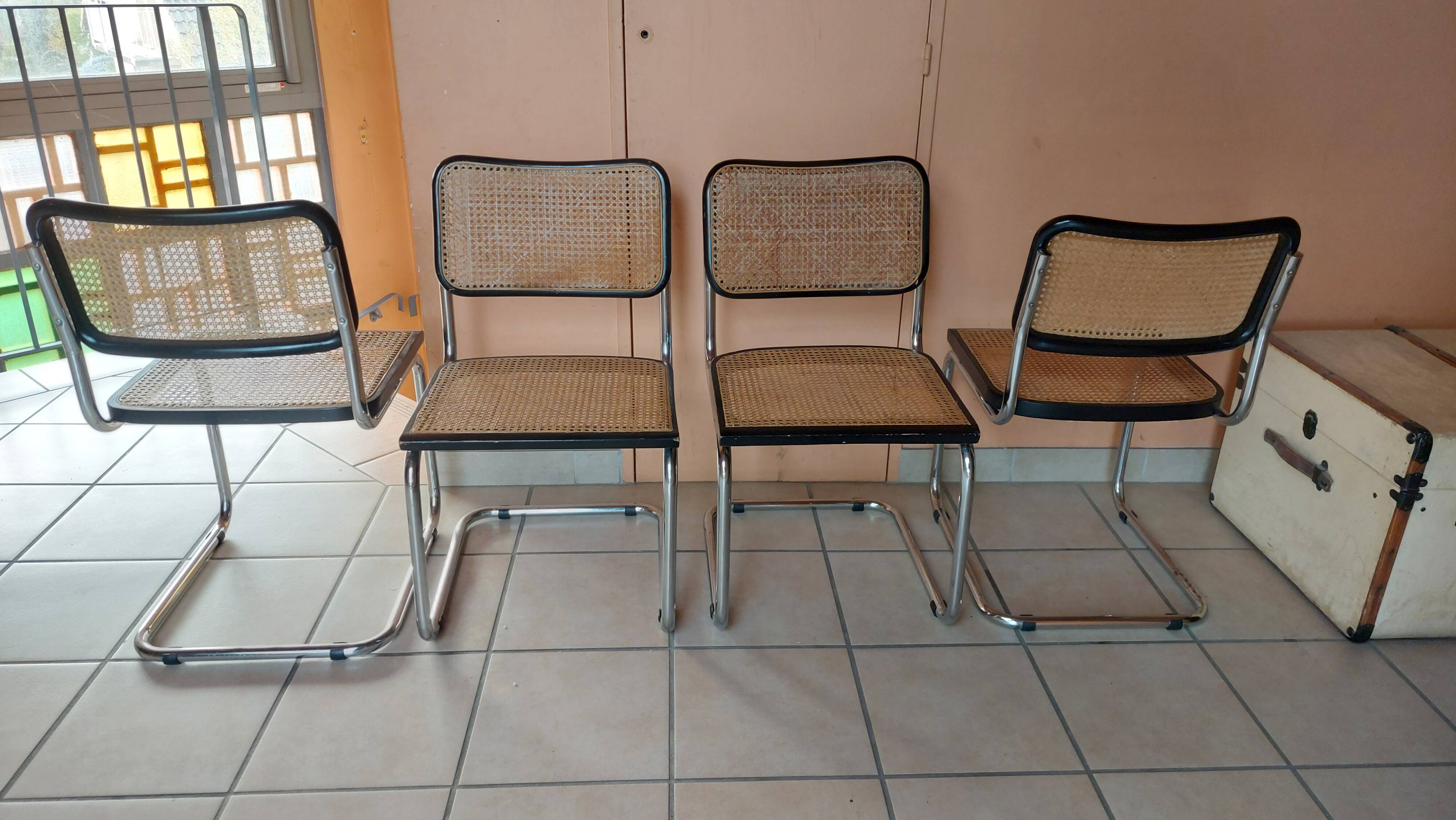 Set of 4 Cesca B32 chairs