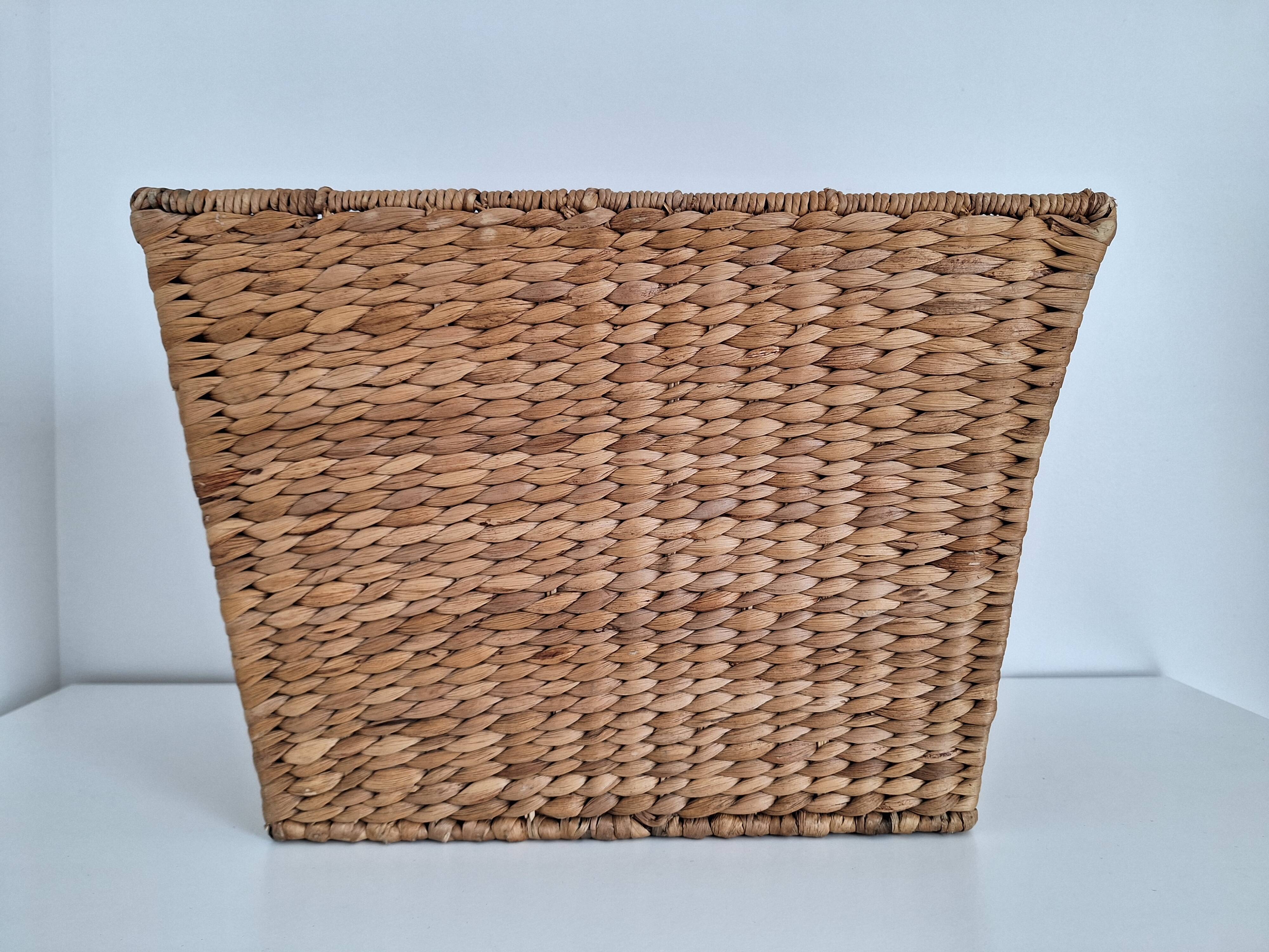 Rush magazine holders