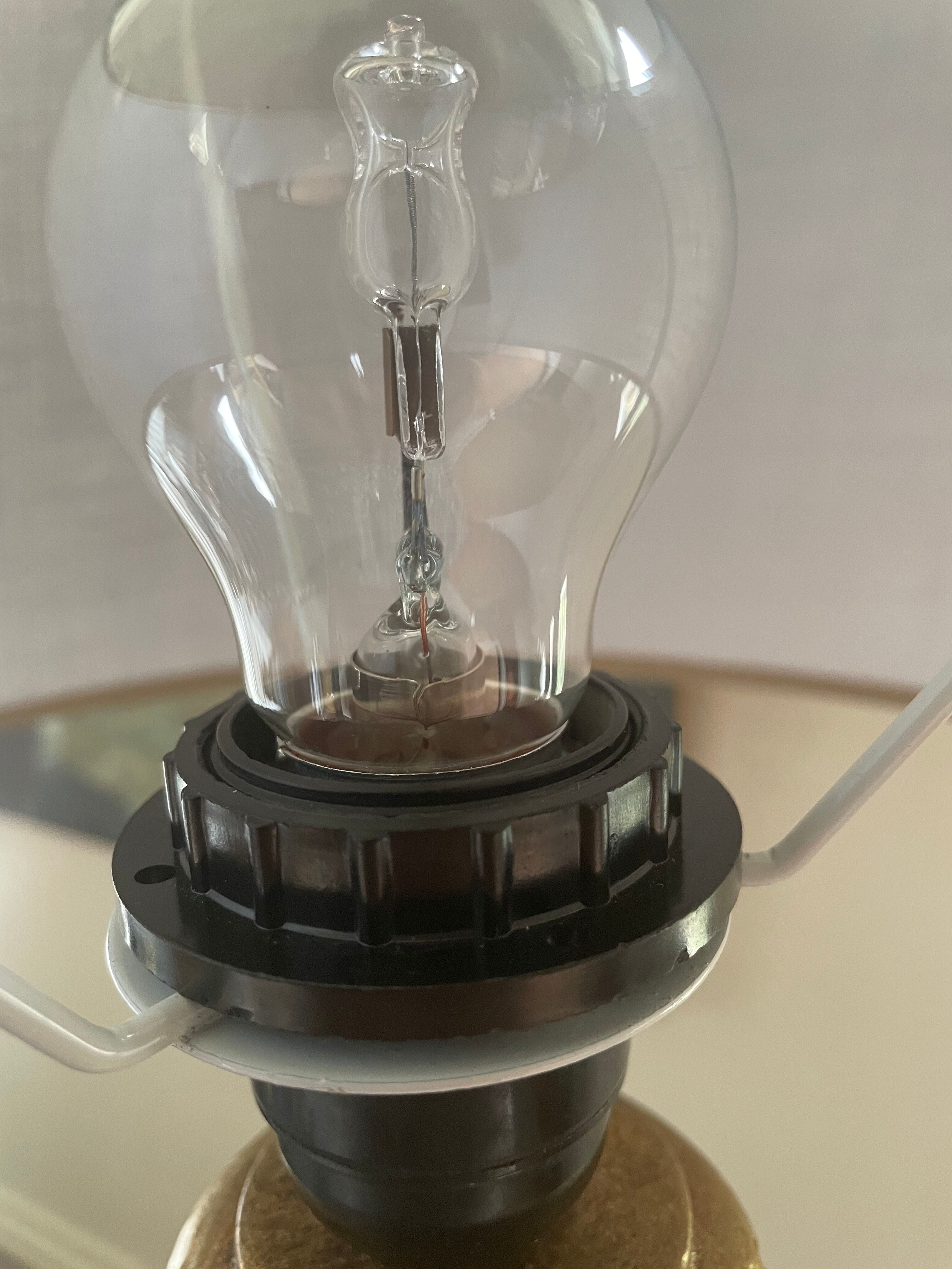 Lampe en bois ananas années 70