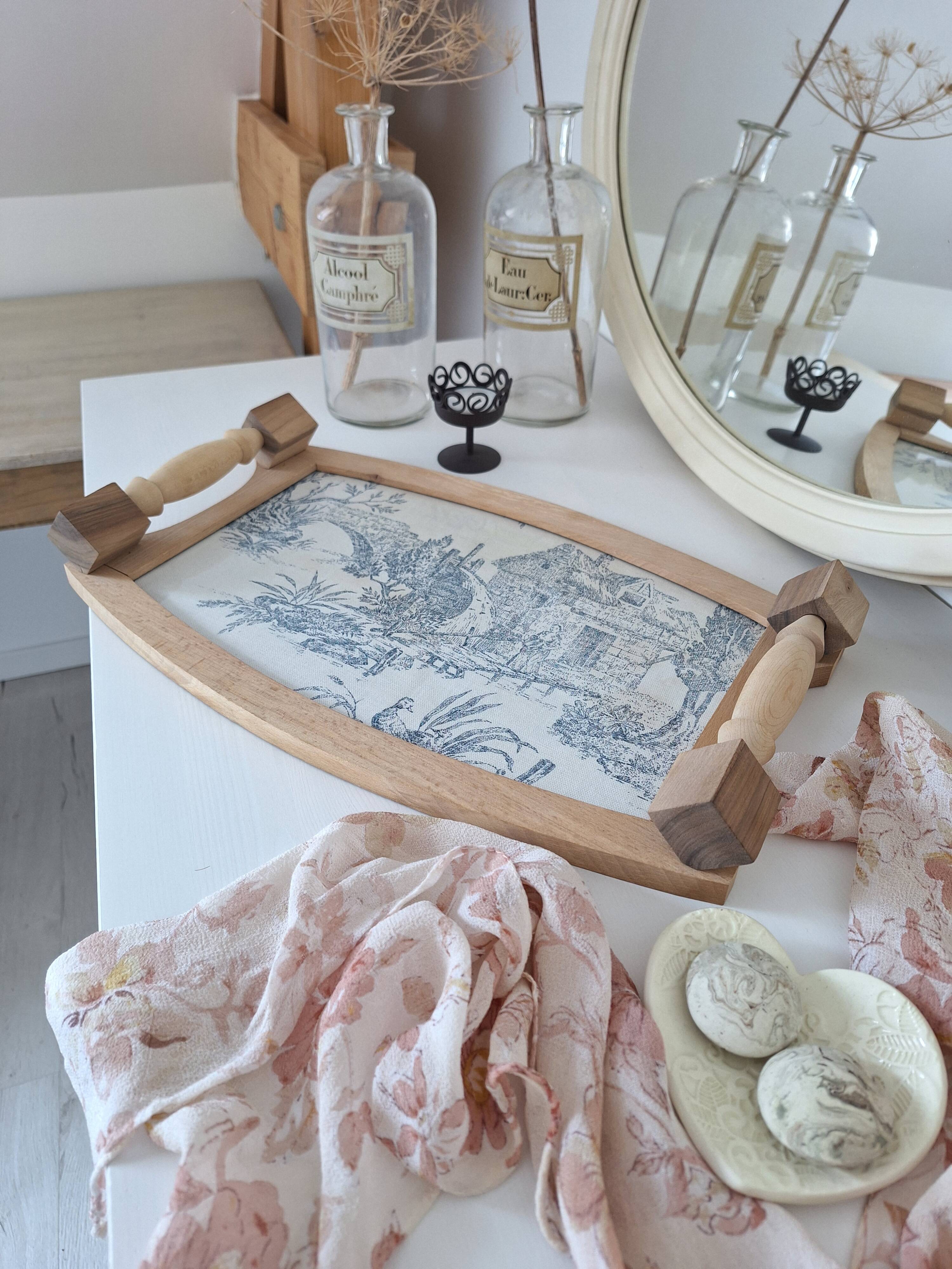 Wooden tray and blue toile de Jouy