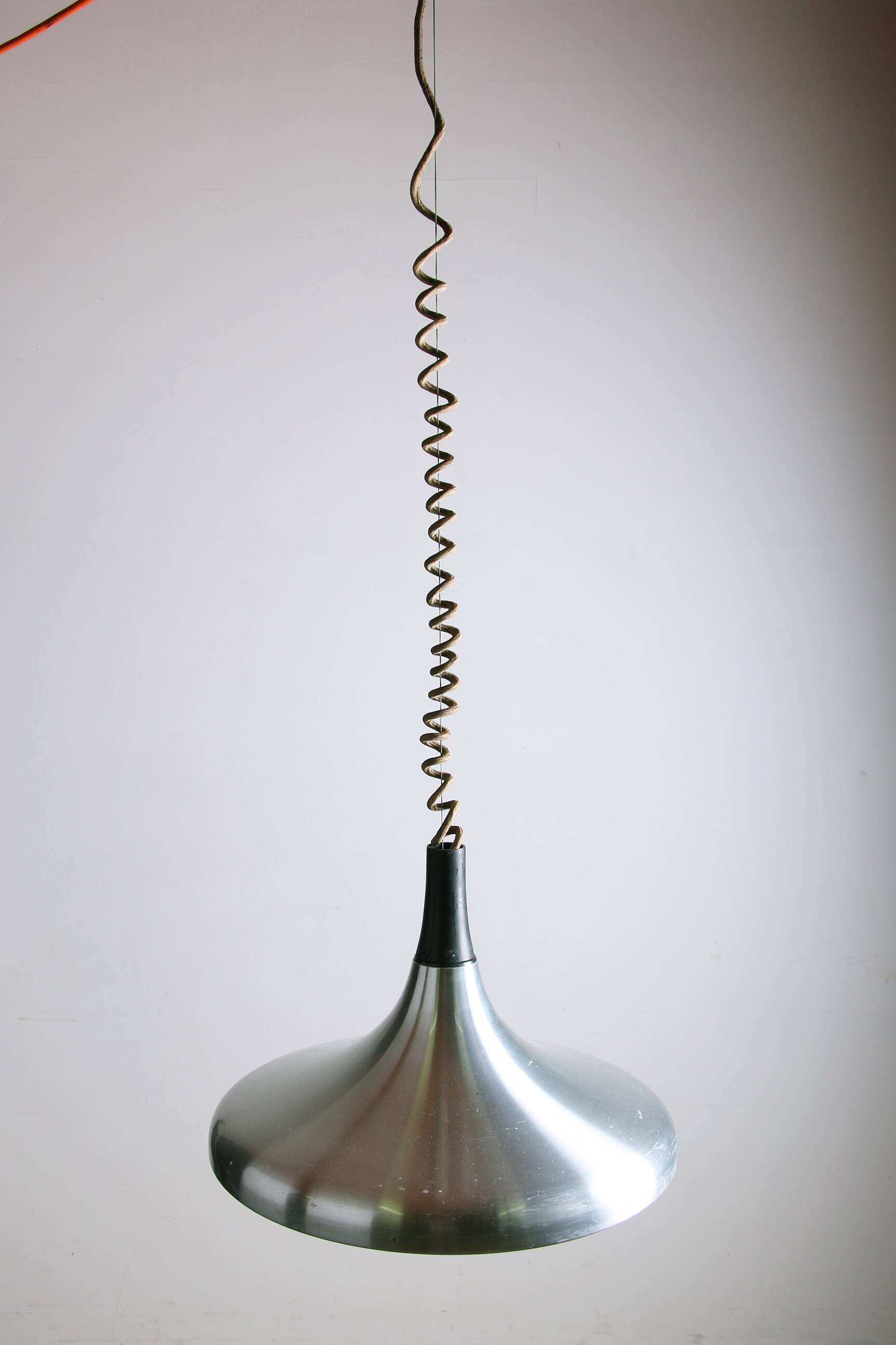 Large German pendant light in chrome metal, Tulip model by Erco 1960.