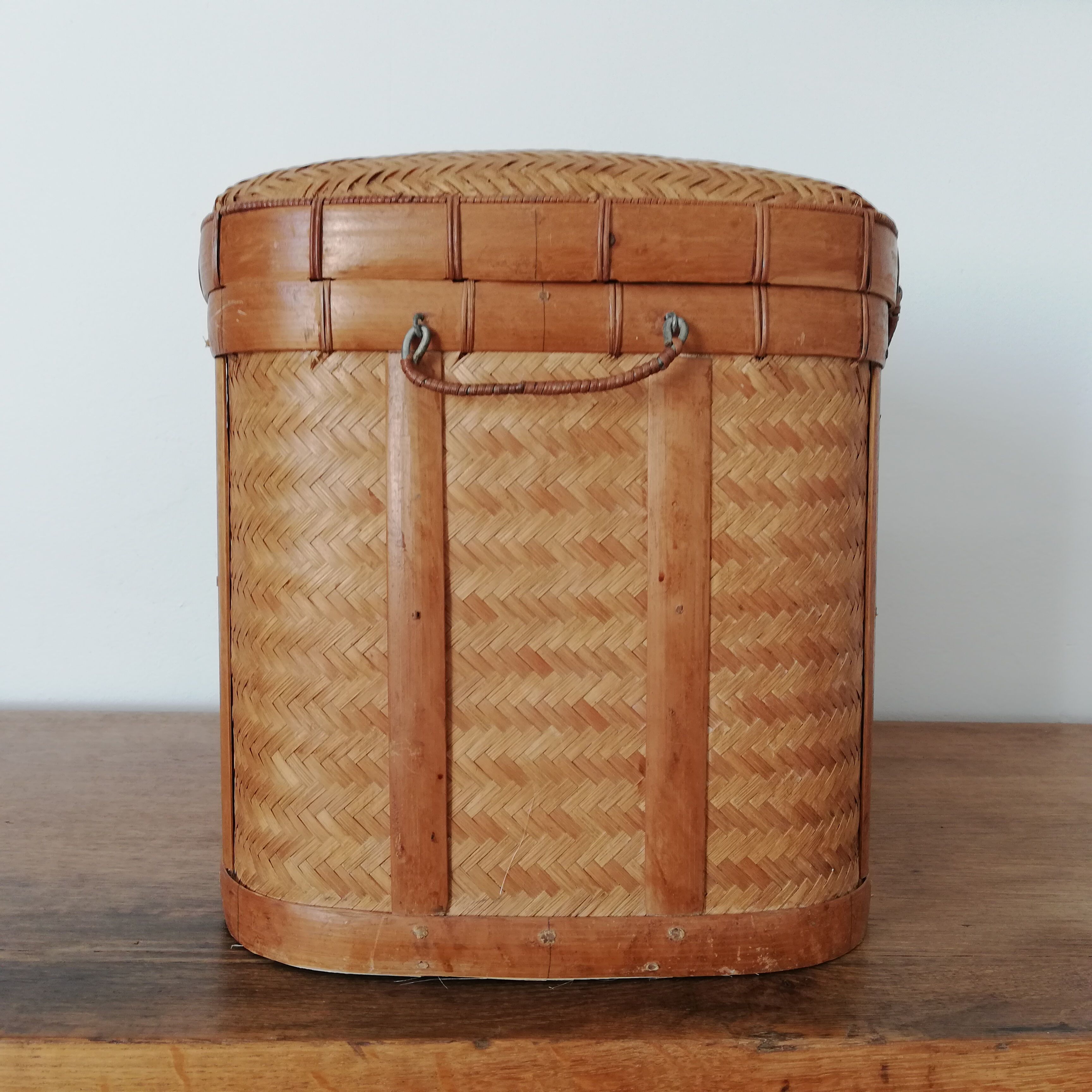 Braided wicker basket