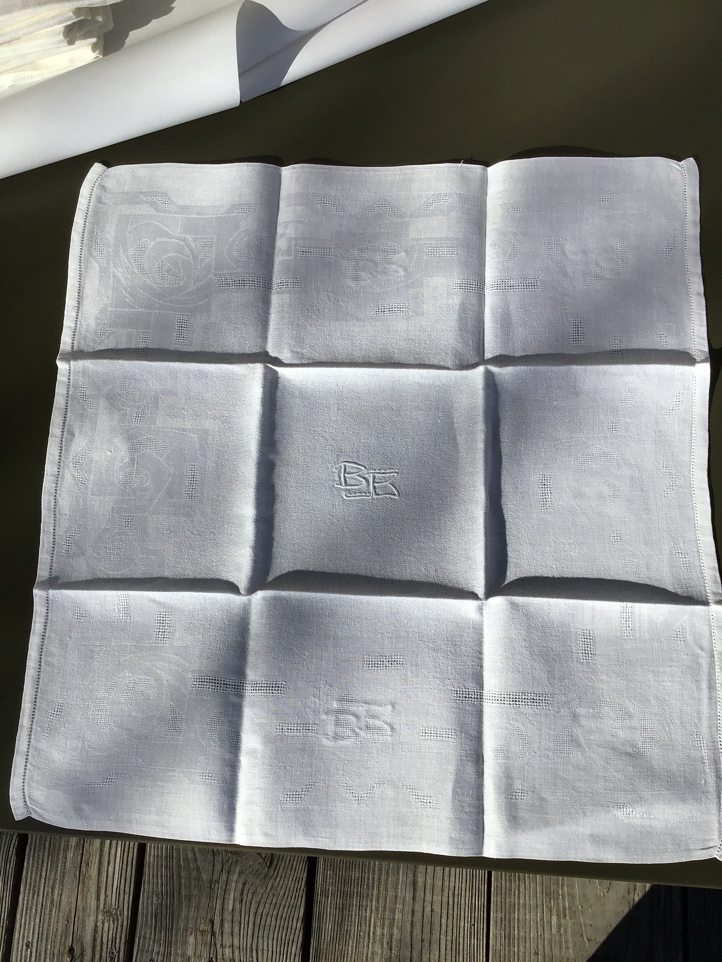 12 Square BB towels damask Art Deco style