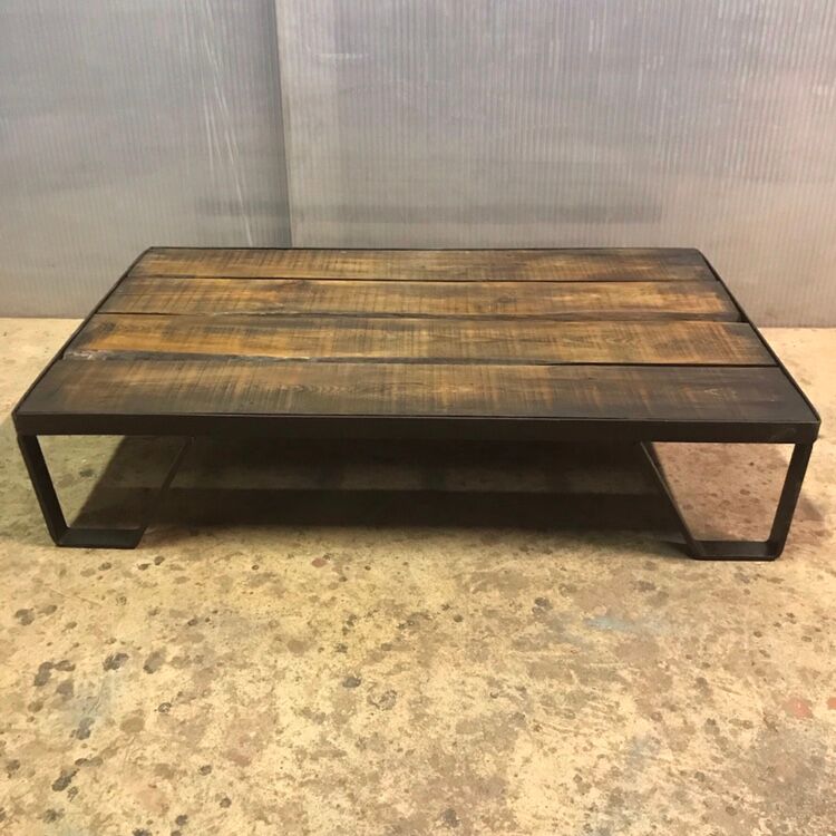 SNCF pallet coffee table