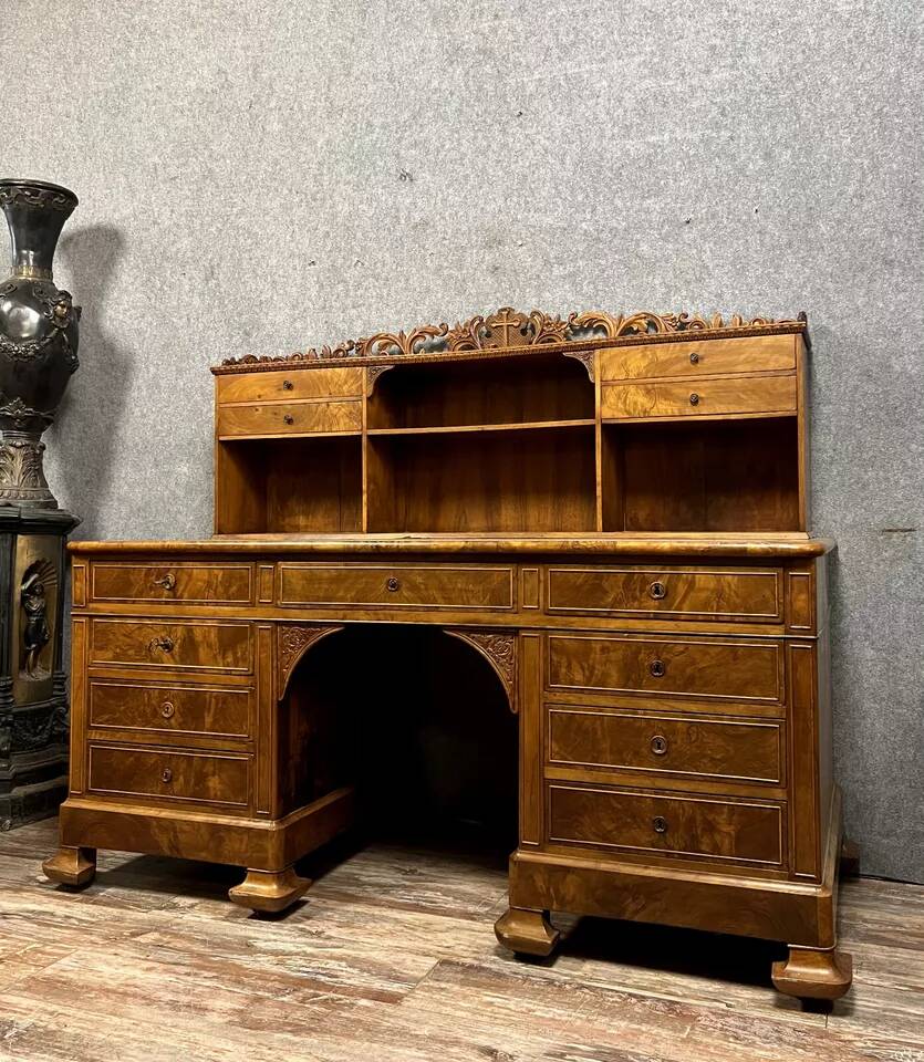 Charles X period presbytery desk in burr walnut circa 1820