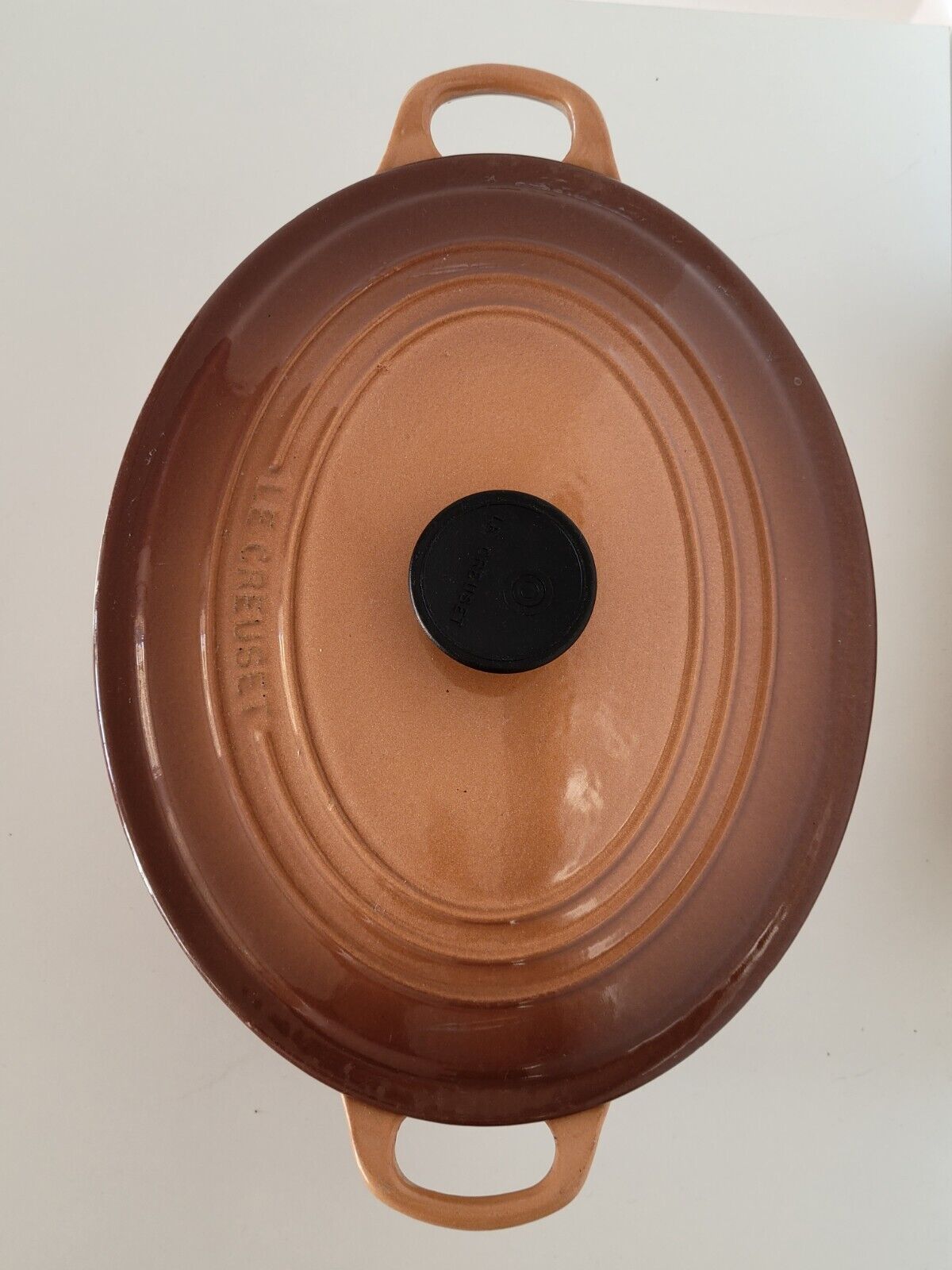 Tureen Le Creuset vintage oval casserole in brown enamelled cast iron size 30