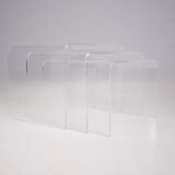 Tables gigognes en plexiglass