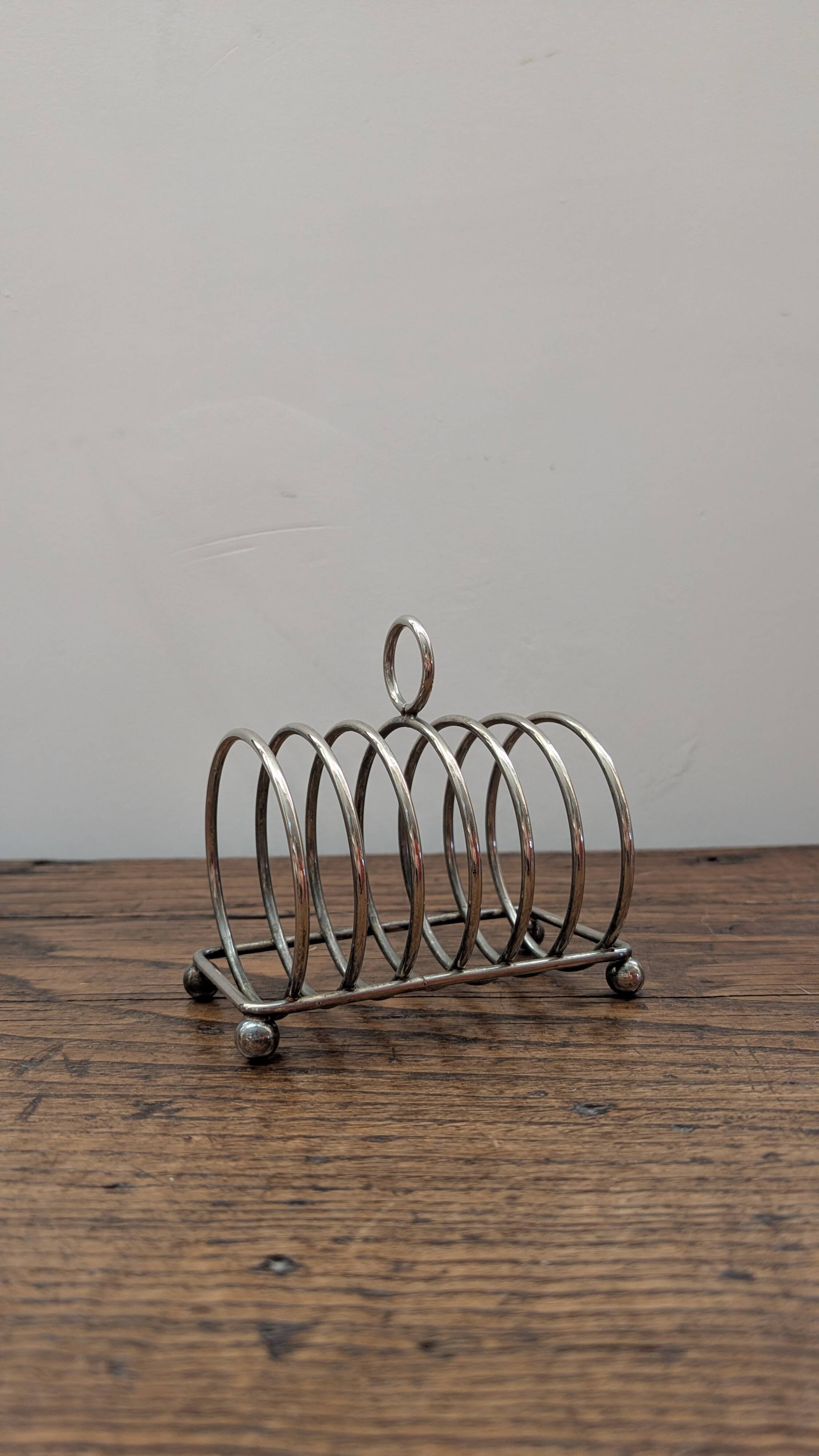 Vintage chrome metal toast rack with spirals