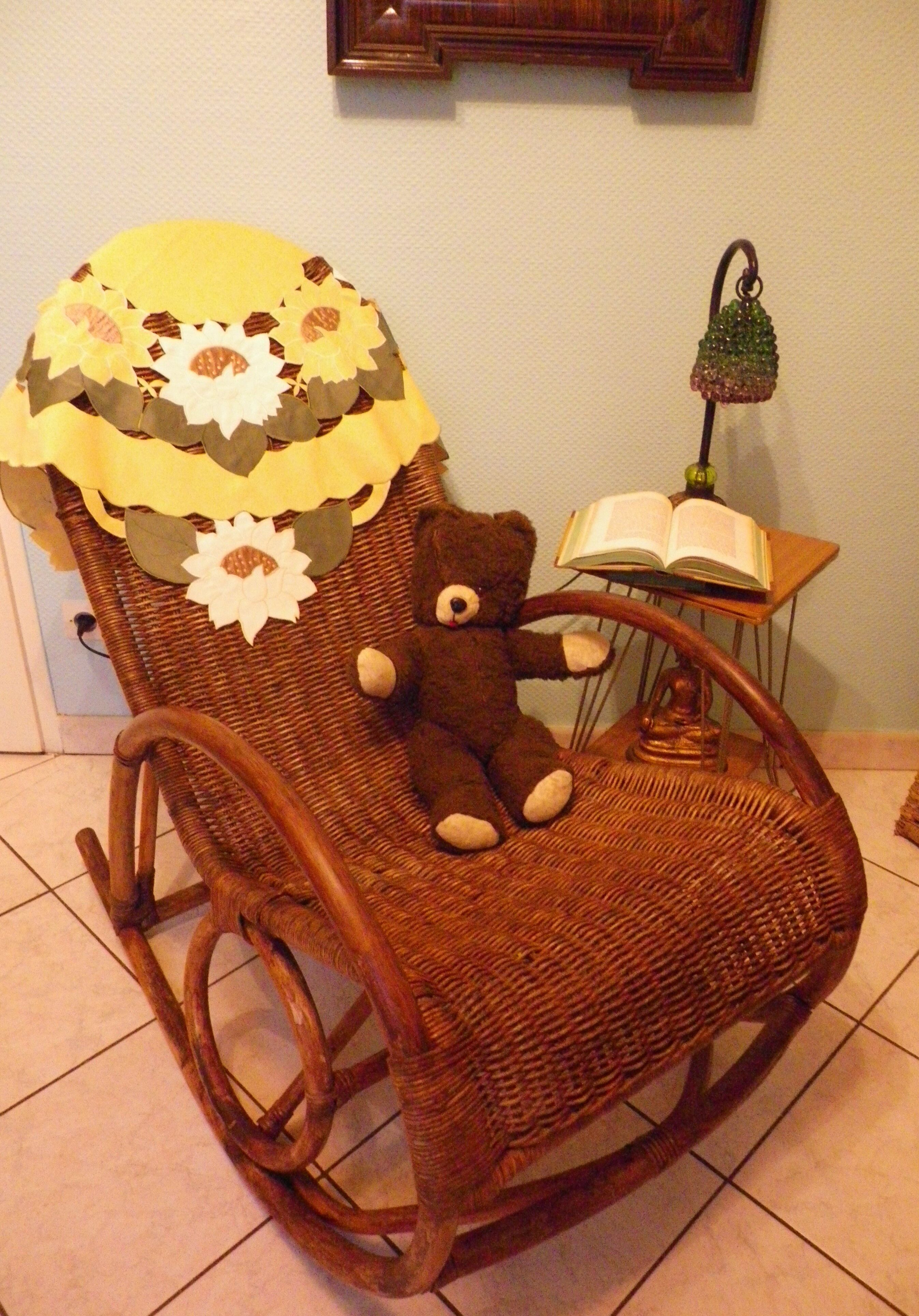 Rocking chair from the 70s in rattan and wicker