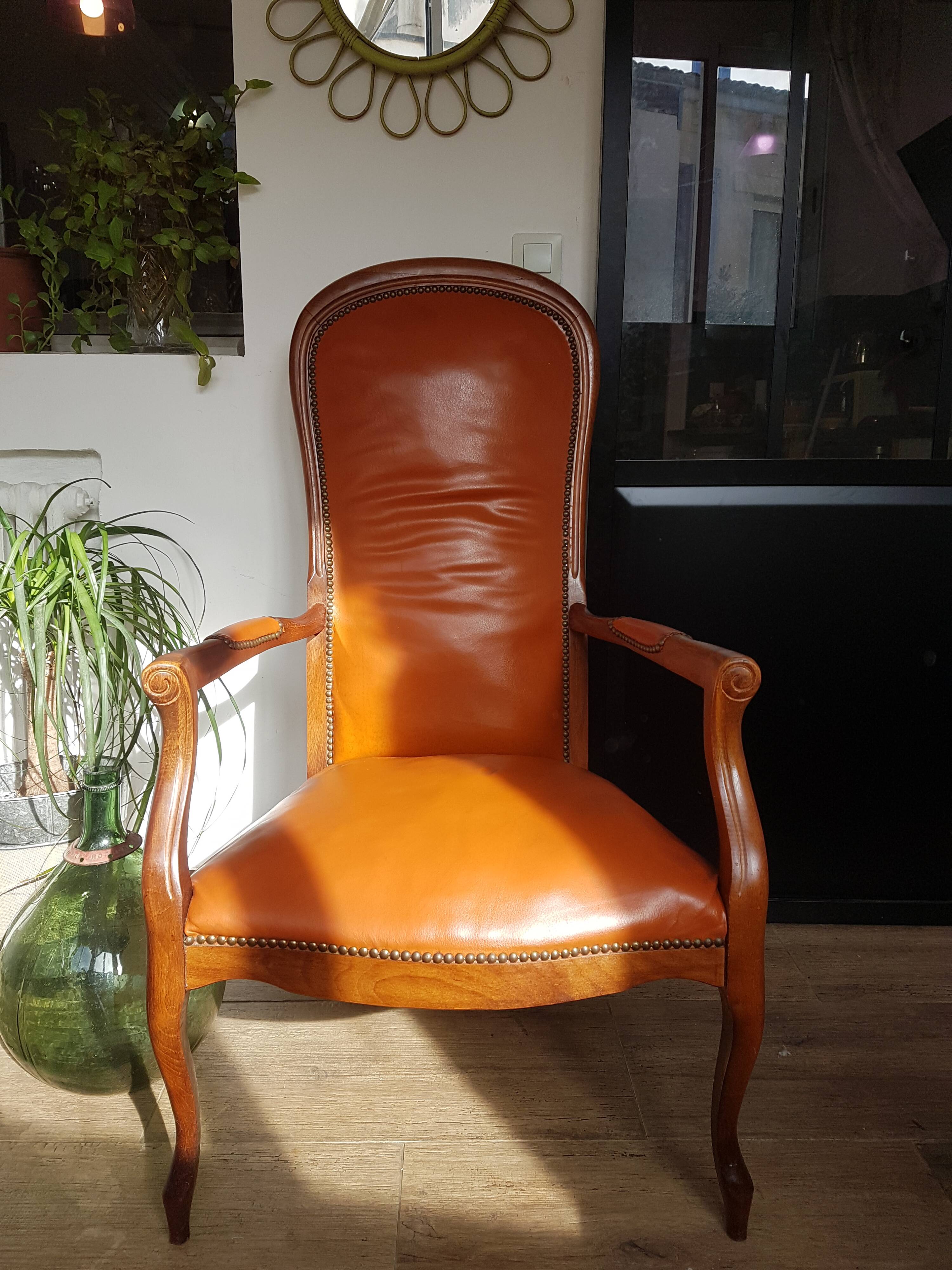 Fauteuil Voltaire en cuir