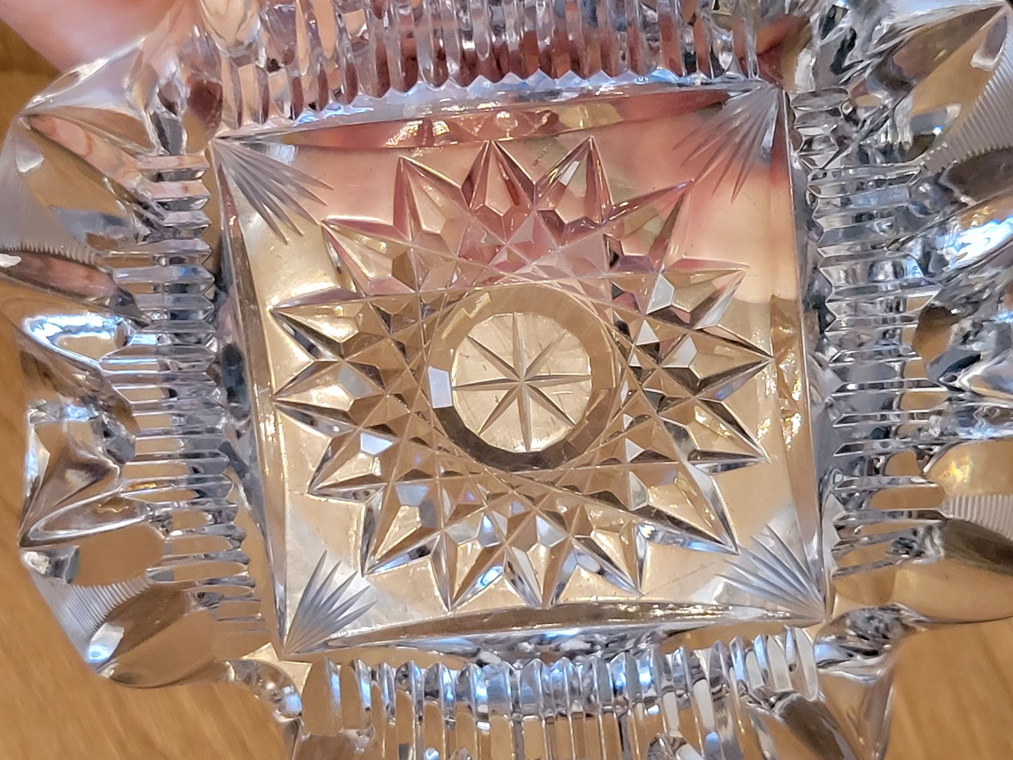 Cendrier en cristal de bohême taillé ciselé
