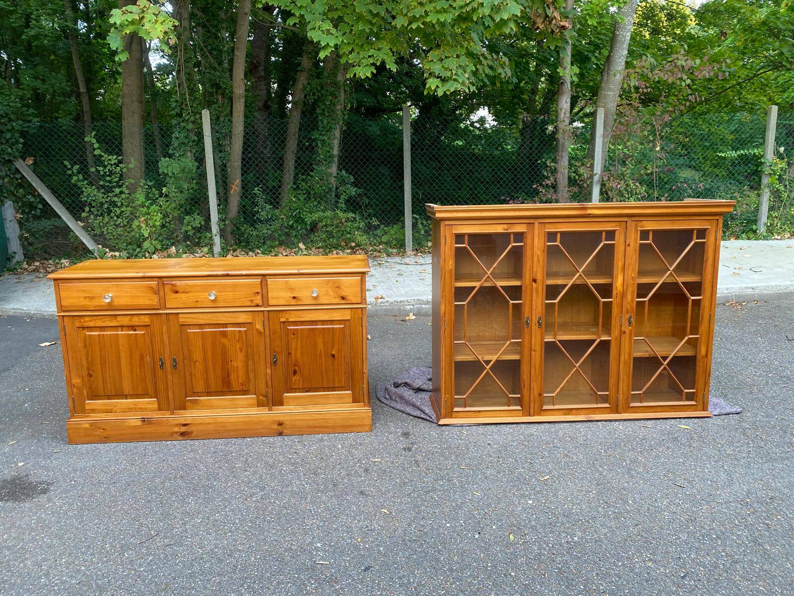 Large English display cabinet in solid wood, 20th century, 155cm