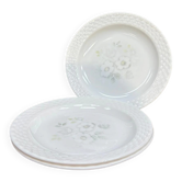 Dessert plate with flower pattern