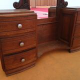 Art deco dressing table