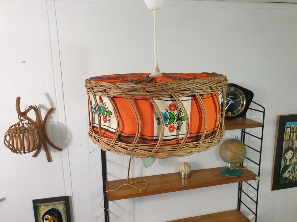 Wicker suspension