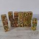 Lot de cubes en bois