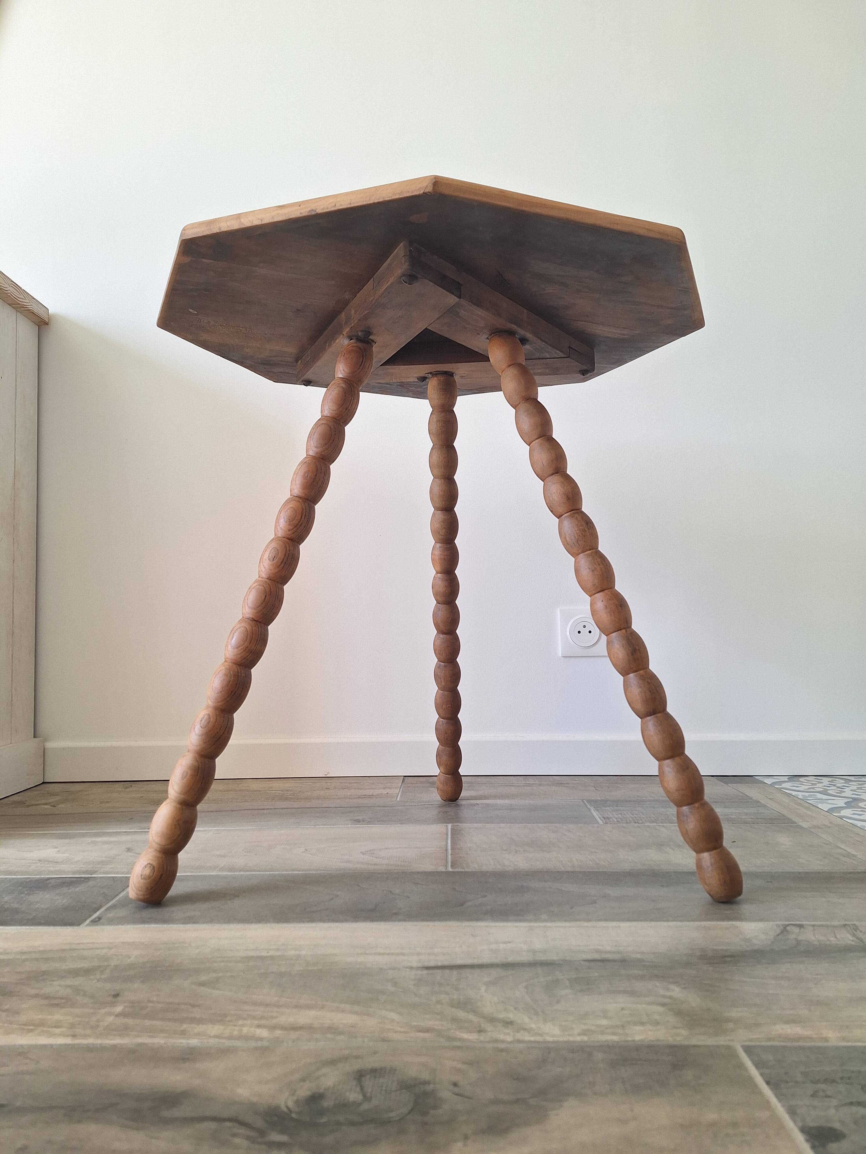 Tripod side table / end table in solid wood
