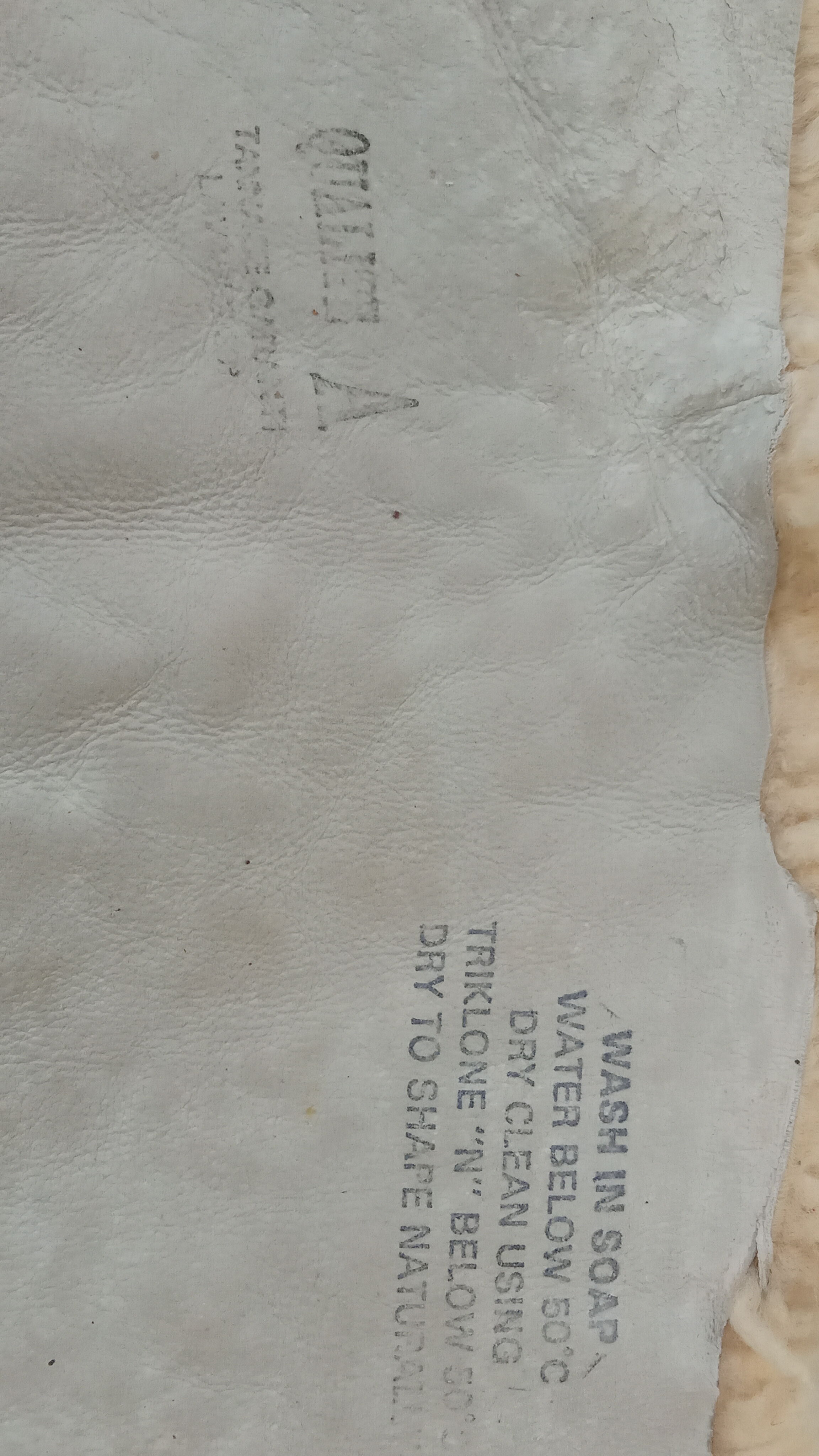 White sheepskin 107×75 cm