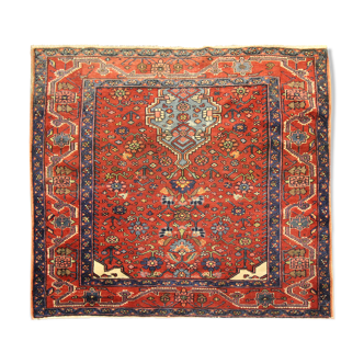 Tapis persan traditionnel noué à la main tapis de salon en laine rouge 134x136cm