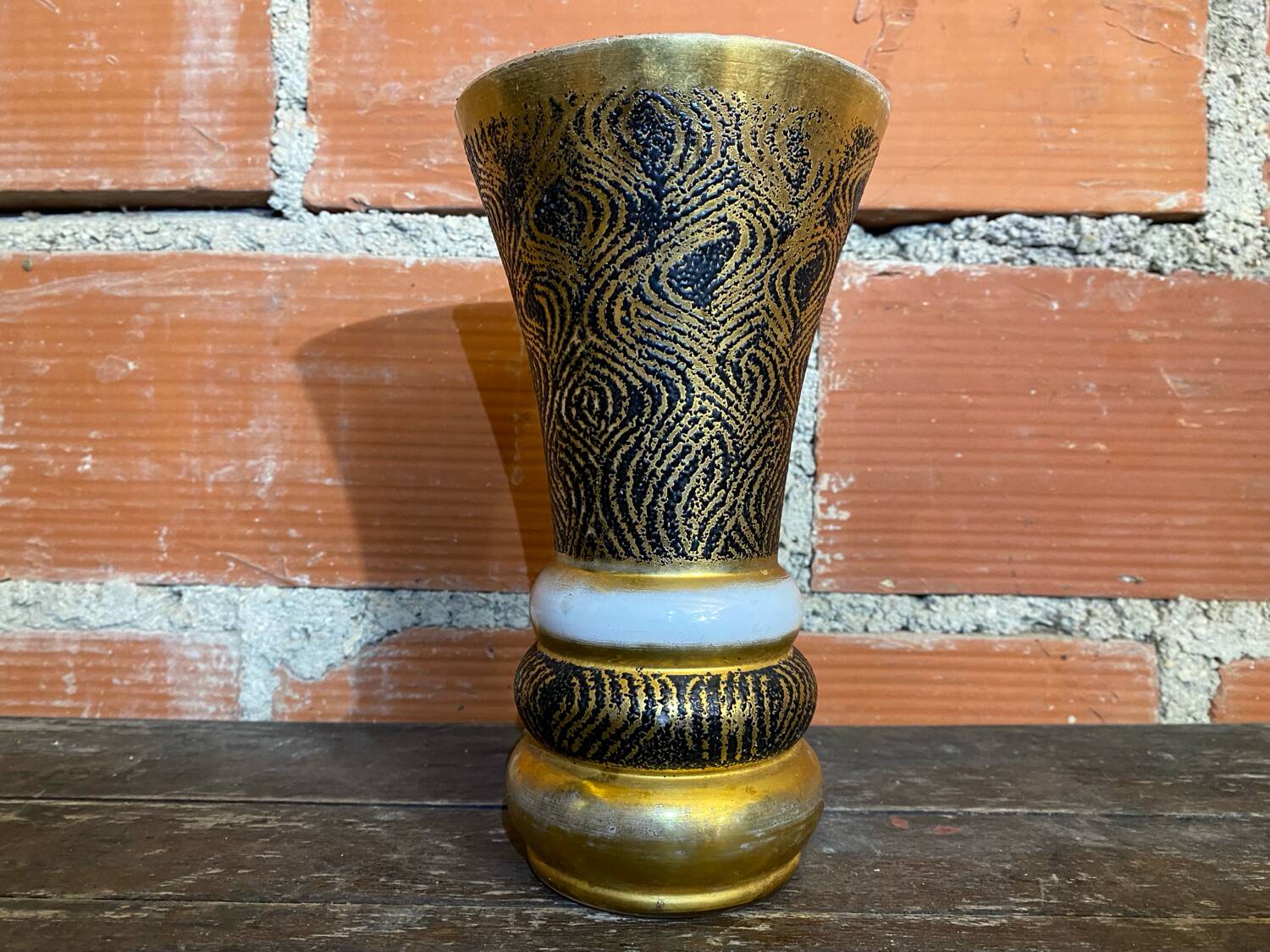 Ancient vase monaco glass polychrome black + gold vintage