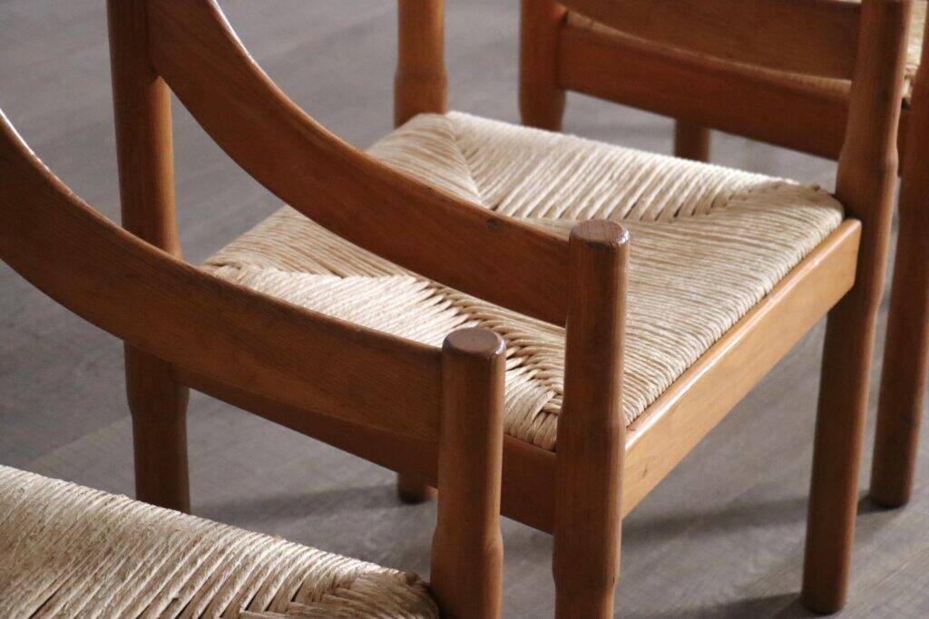 5 chaises Carimate par Vico Magistretti, Italie 1960