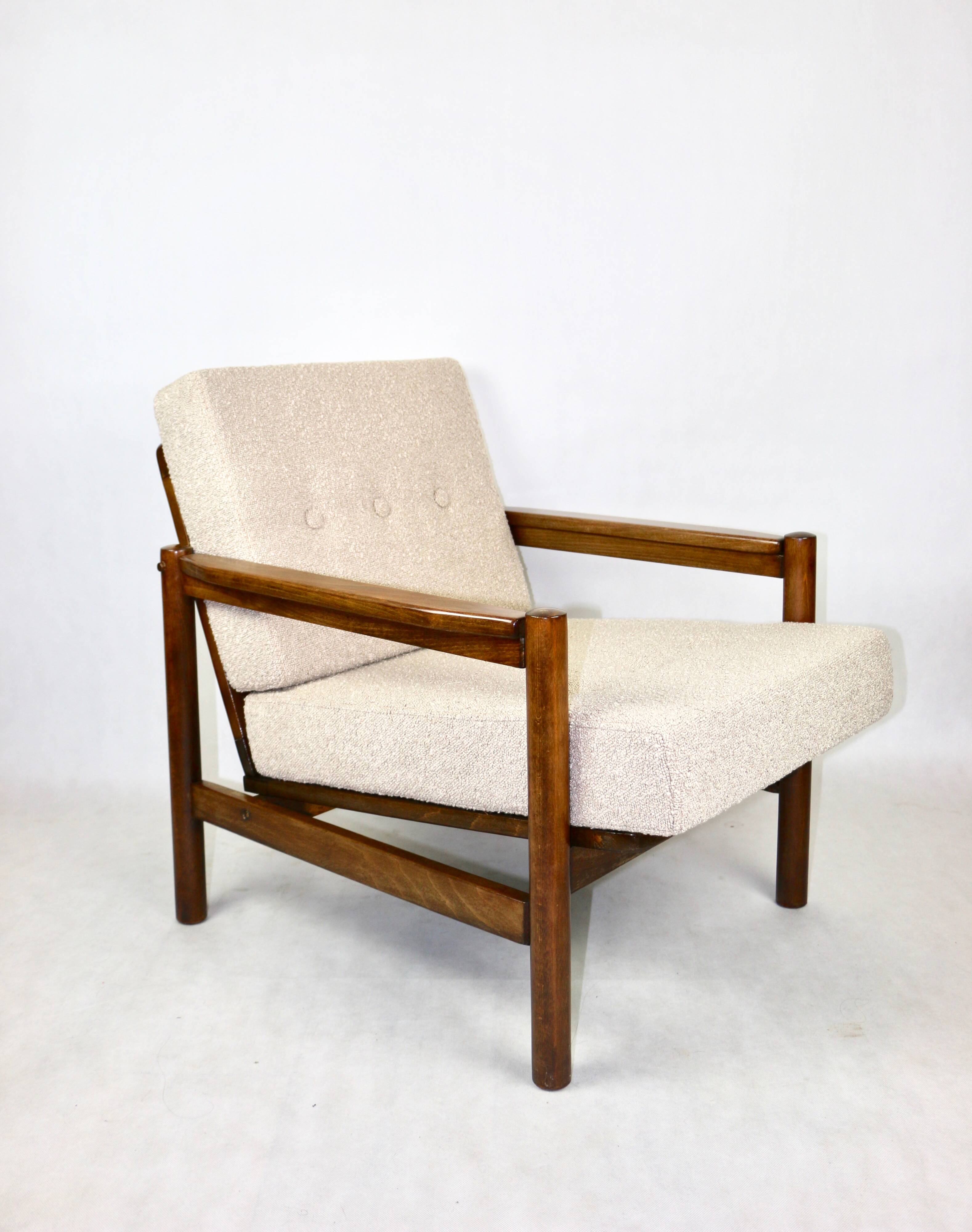 Vintage Armchair in Beige Boucle, 1970s