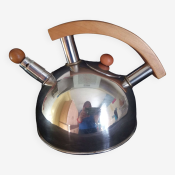 Art Deco manual kettle in stainless steel and wood, cap. 2L, 1930s