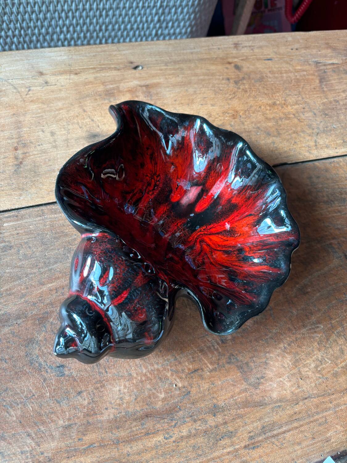 Large vintage seashell trinket tray